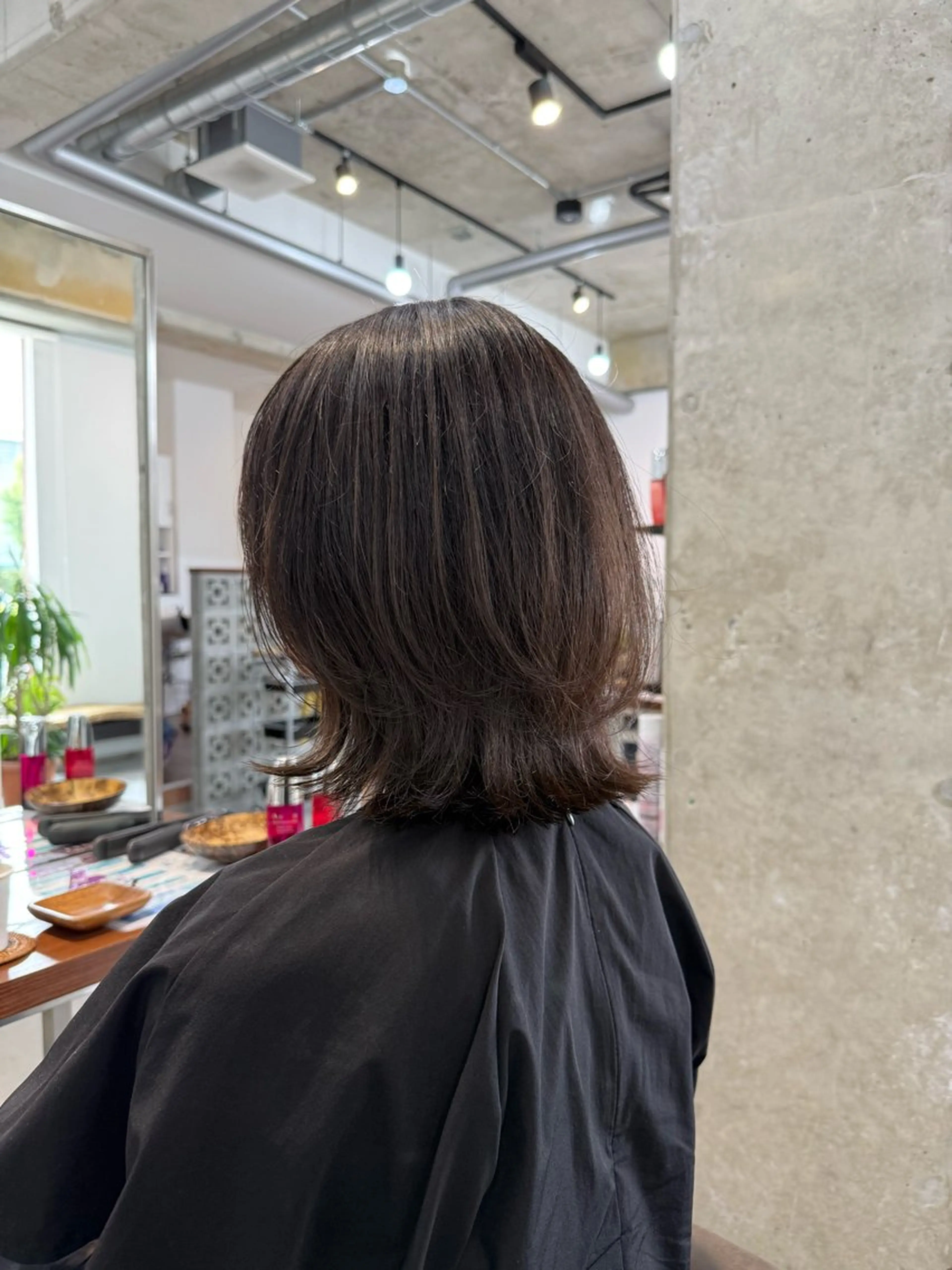 ミディアム カラー ボブレイヤー ボブ くびれヘア レイヤーカット カット ヘアカラー トリートメント カイリ /レイヤーカットのヘアスタイル