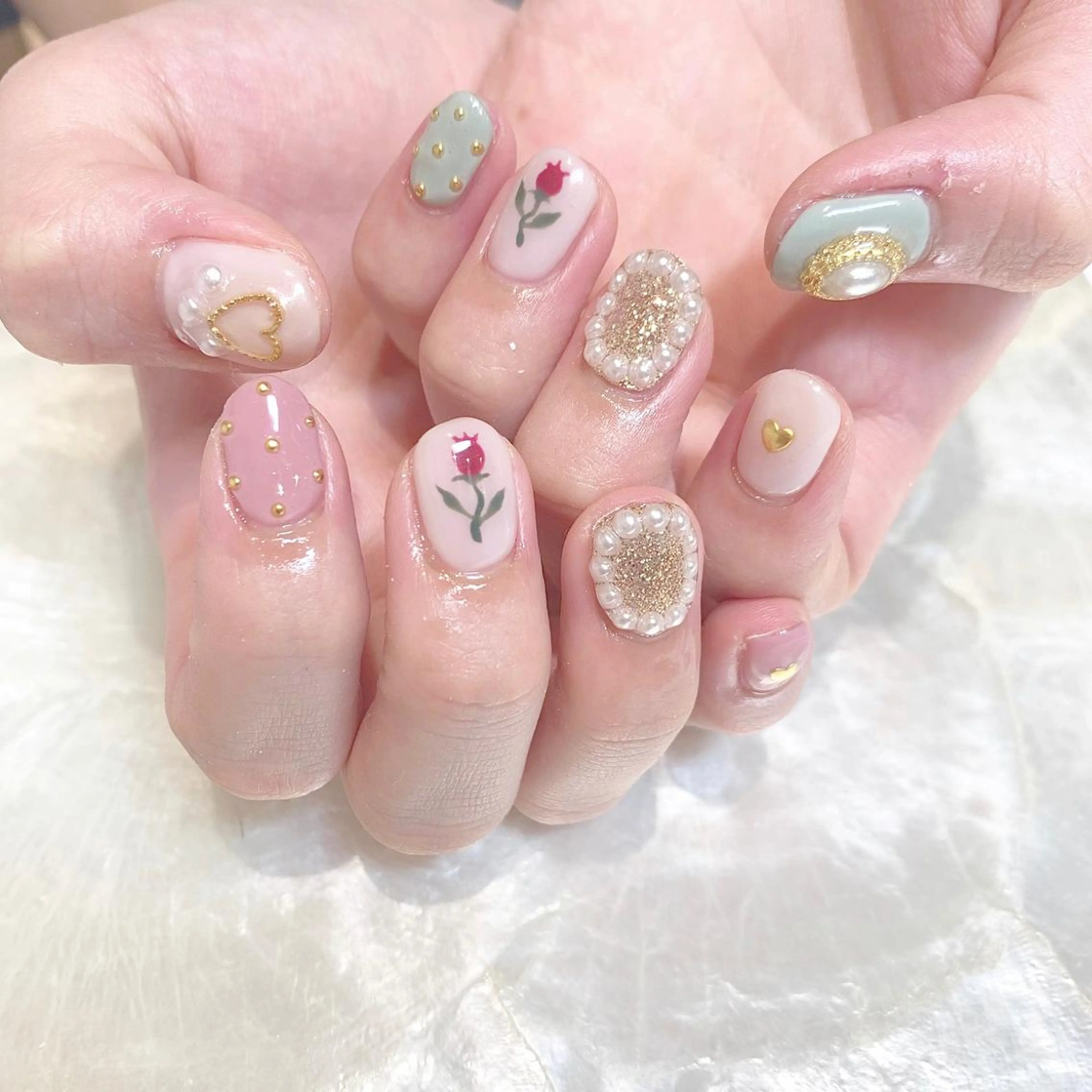 ネイル Kanon 🤍のネイルデザイン