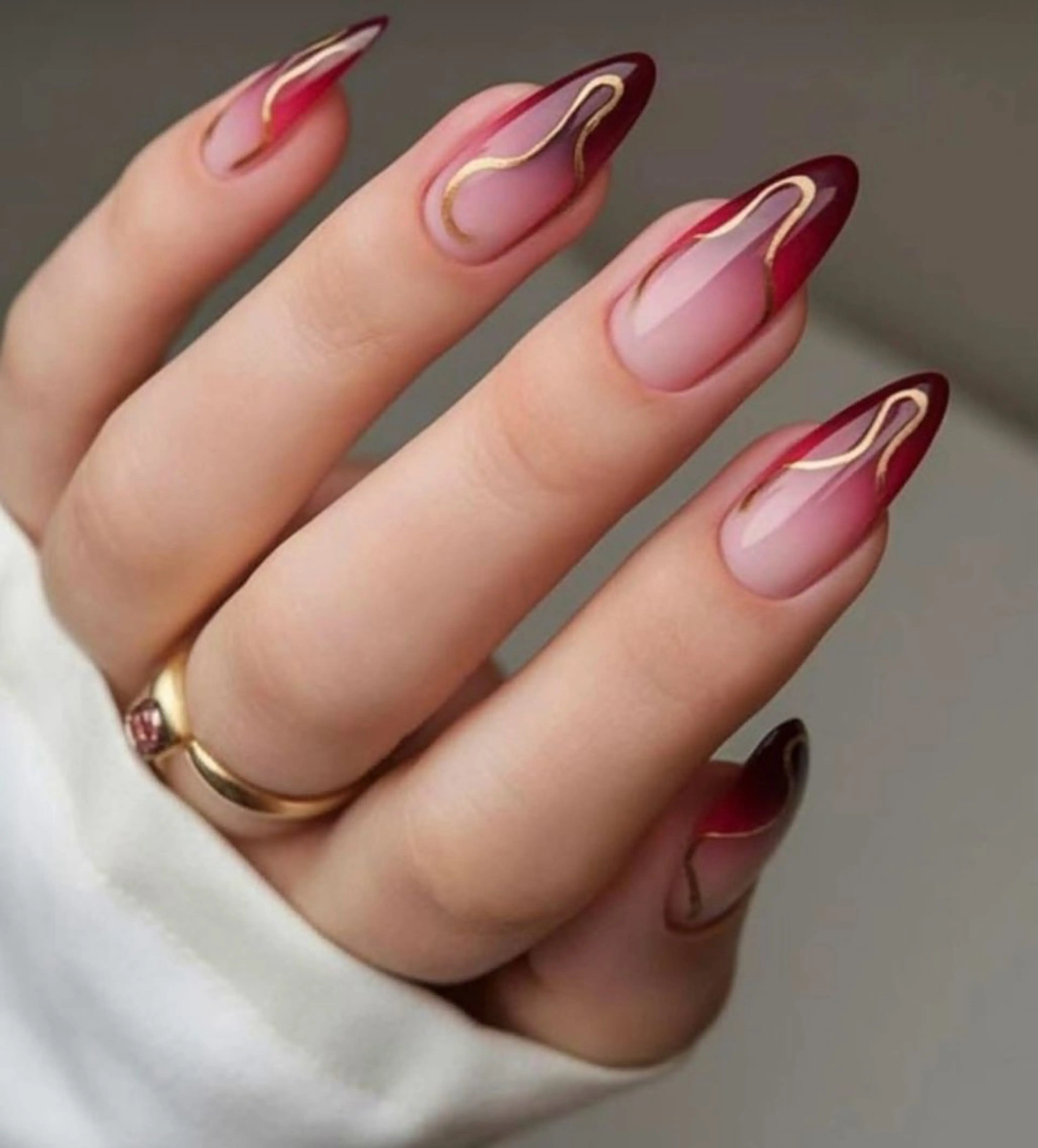 ネイル アートネイル 長さ出し フットネイル フレンチネイル ジェルネイル Kawaii Nail Salon所属・YURI NAIL NARITAのネイルデザイン