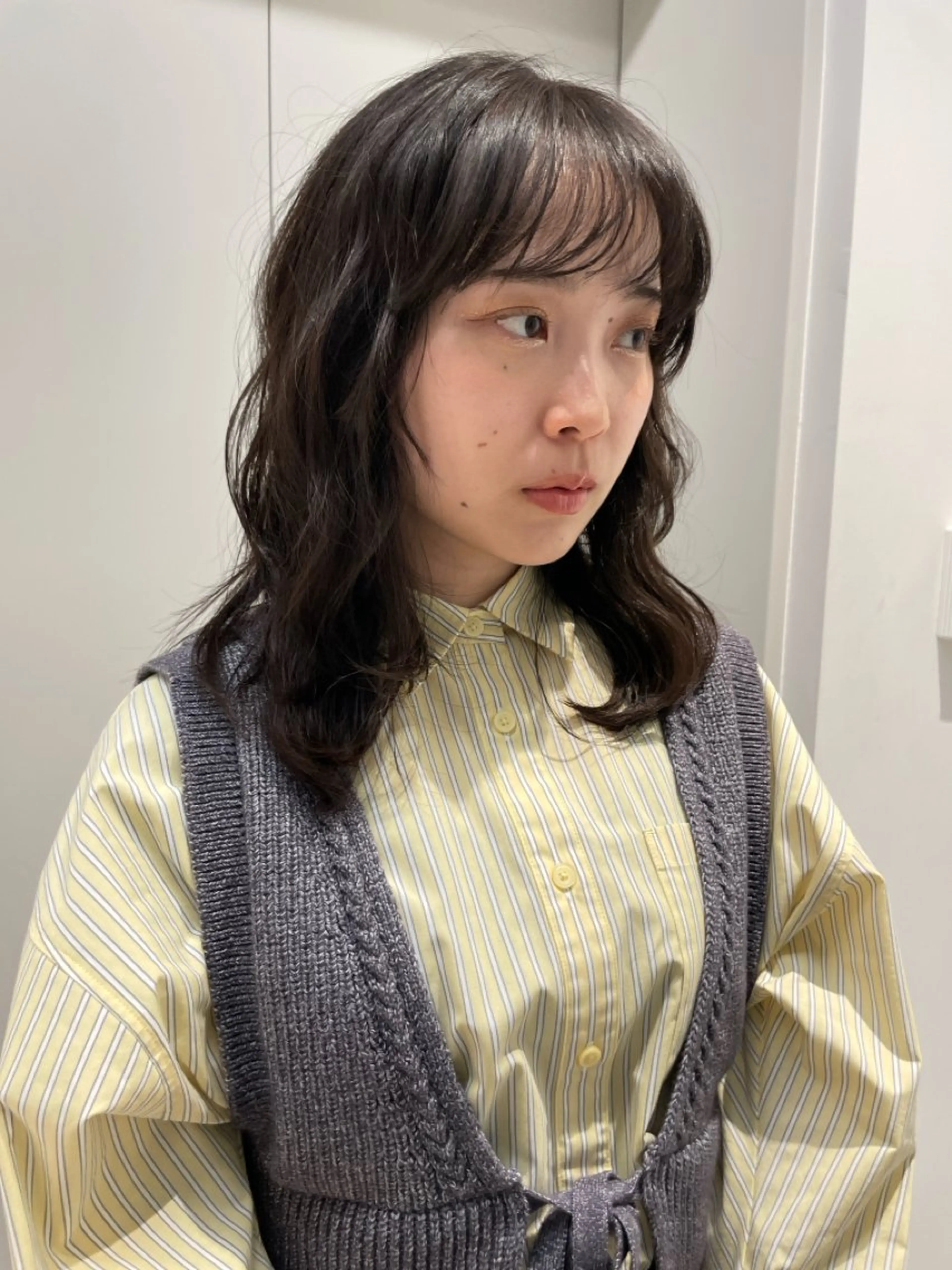 ミディアム カラー パーマ ミディアムパーマ グレージュ オリーブグレージュ オリーブグレー ニュアンスパーマ カット ヘアカラー パーマ 抜け感ボブ×パーマ |kazaneのヘアスタイル