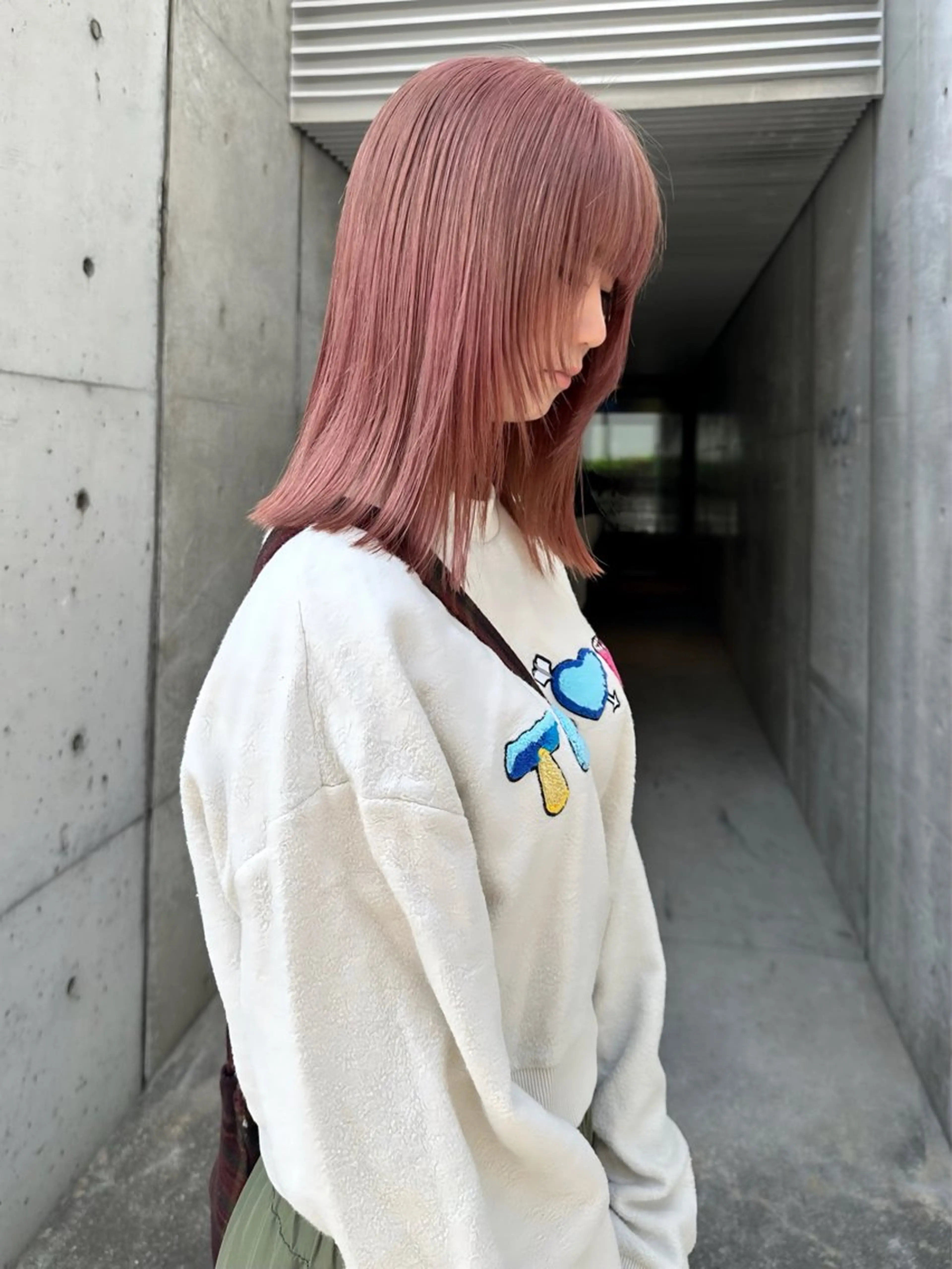 ミディアム カラー ブリーチ ケアブリーチ ピンクカラー ヘアカラー トリートメント ヘッドスパ Manaka🟤 今泉　Musiiikのヘアスタイル