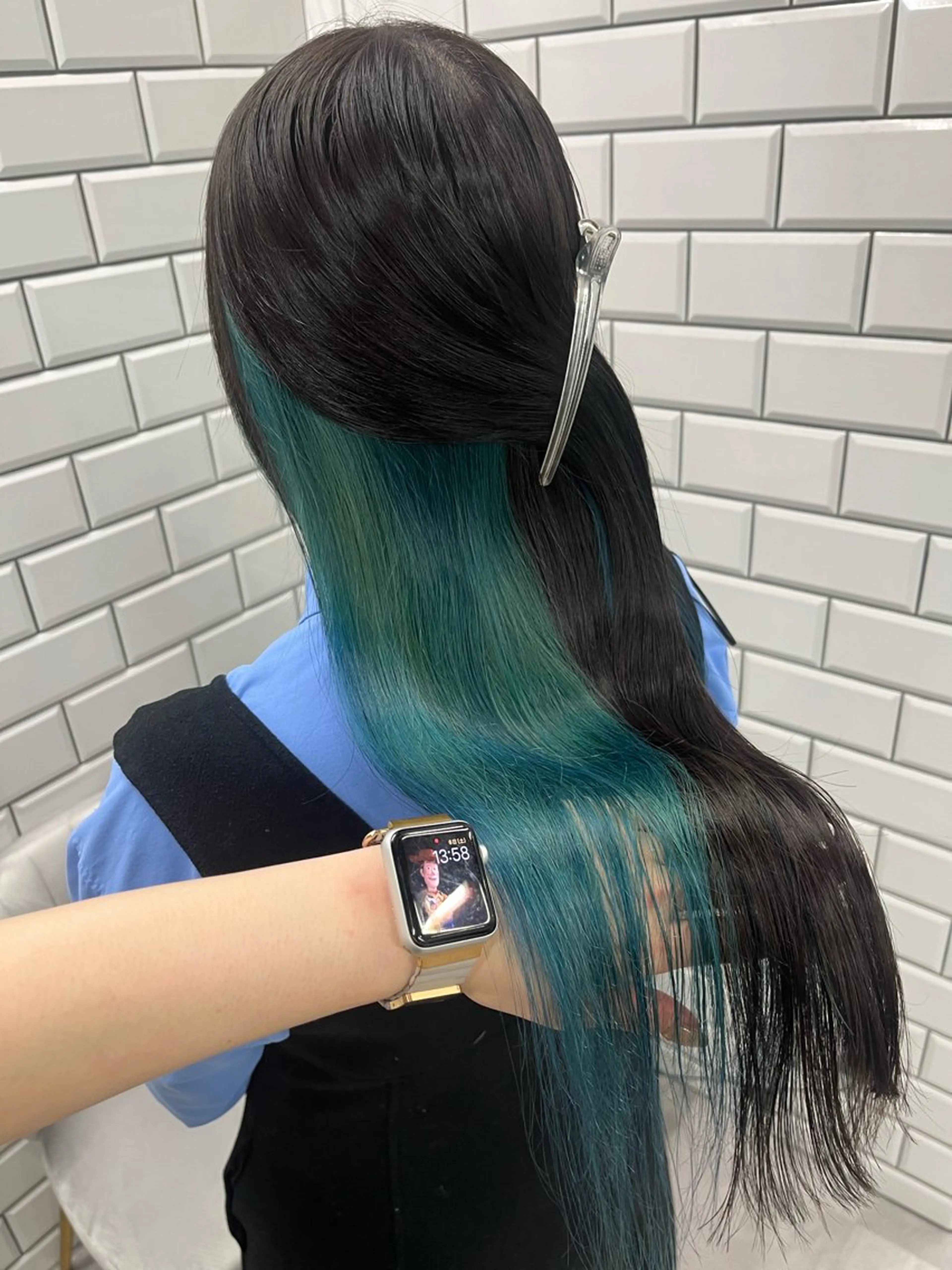 ロング カット ヘアカラー トリートメント ヘアセット newi赤羽 HINATAのヘアスタイル