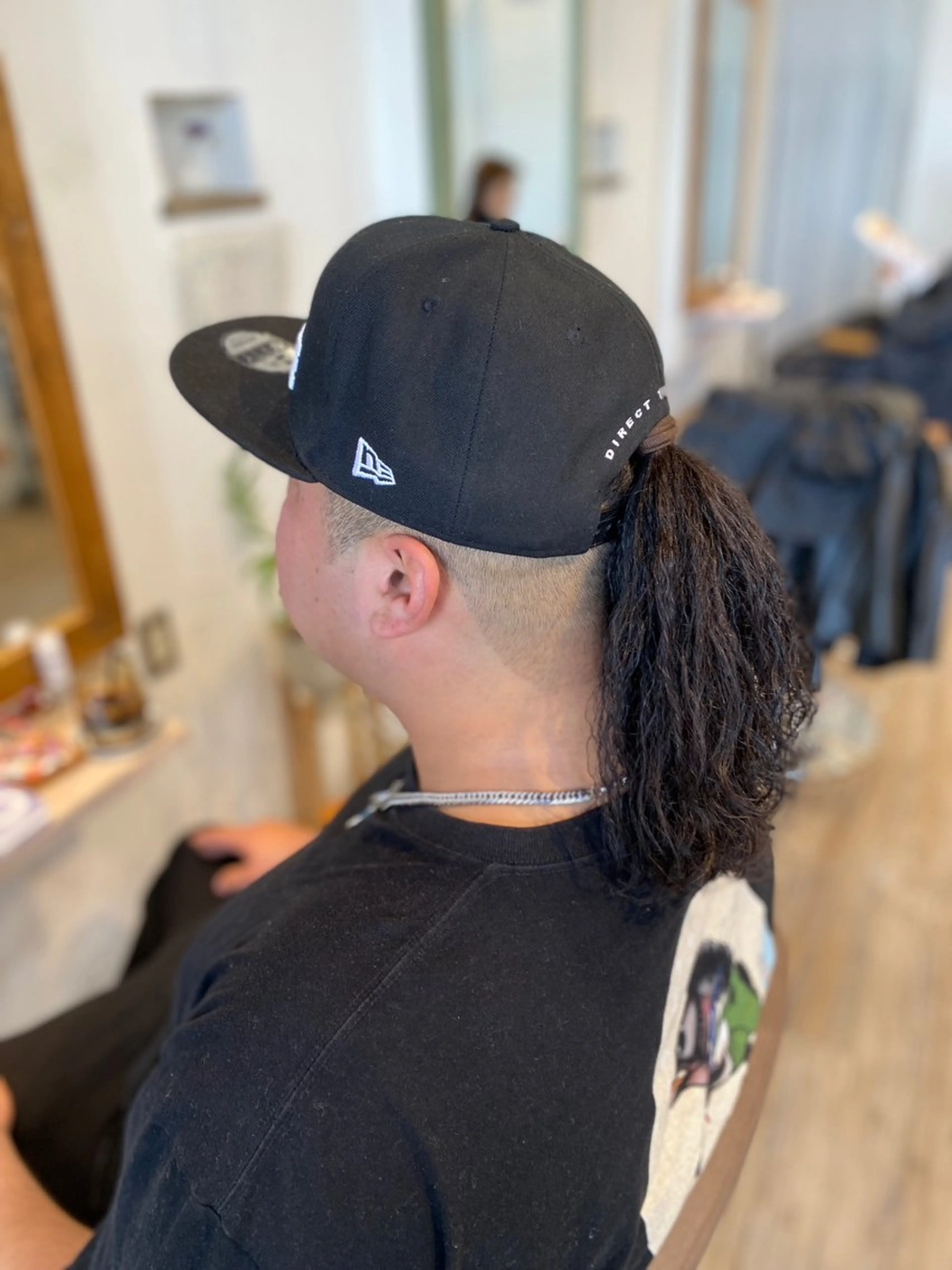 セミロング パーマ メンズ マンバンヘア 安住 千明のマツエク・マツパデザイン