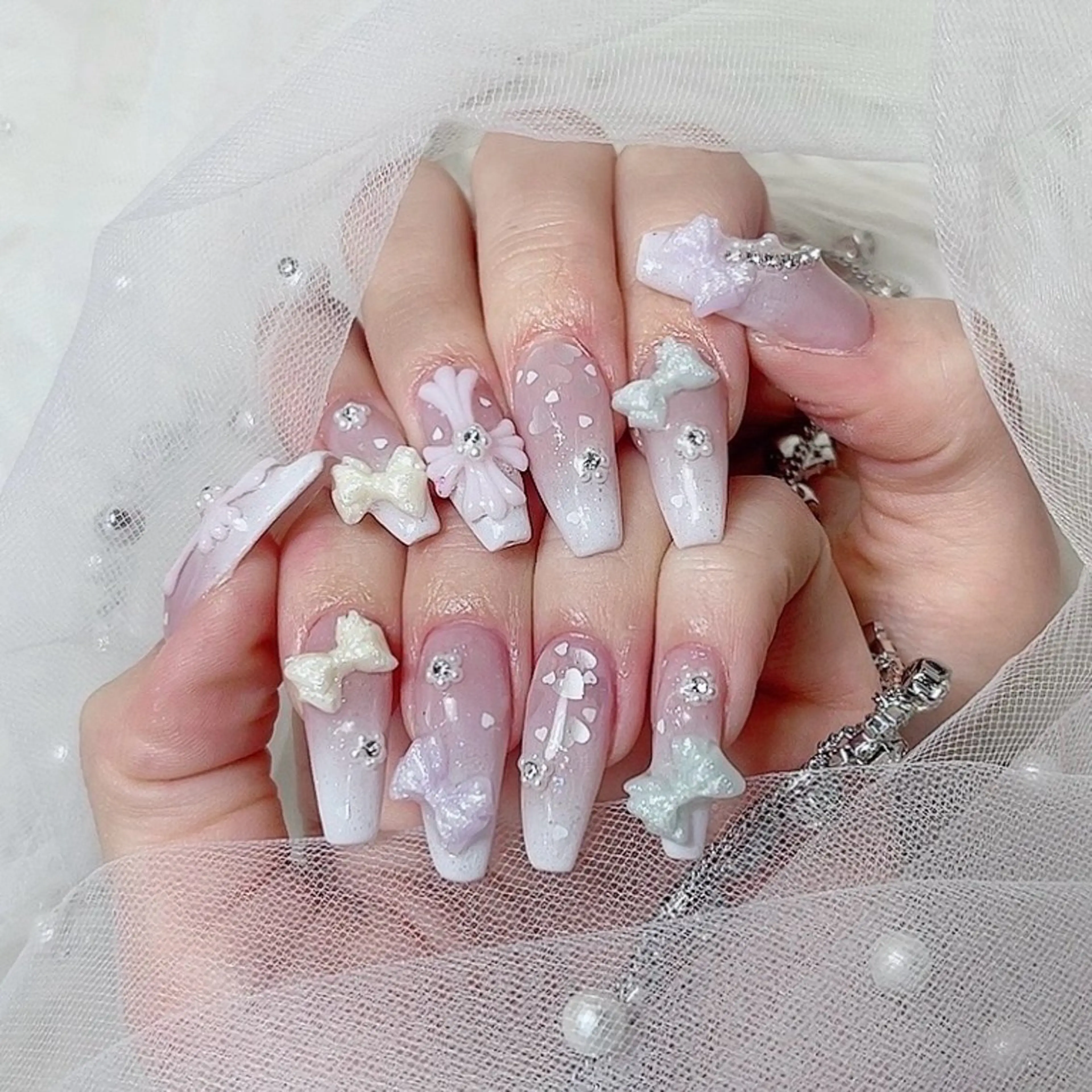 ネイル Chiin Nailのネイルデザイン