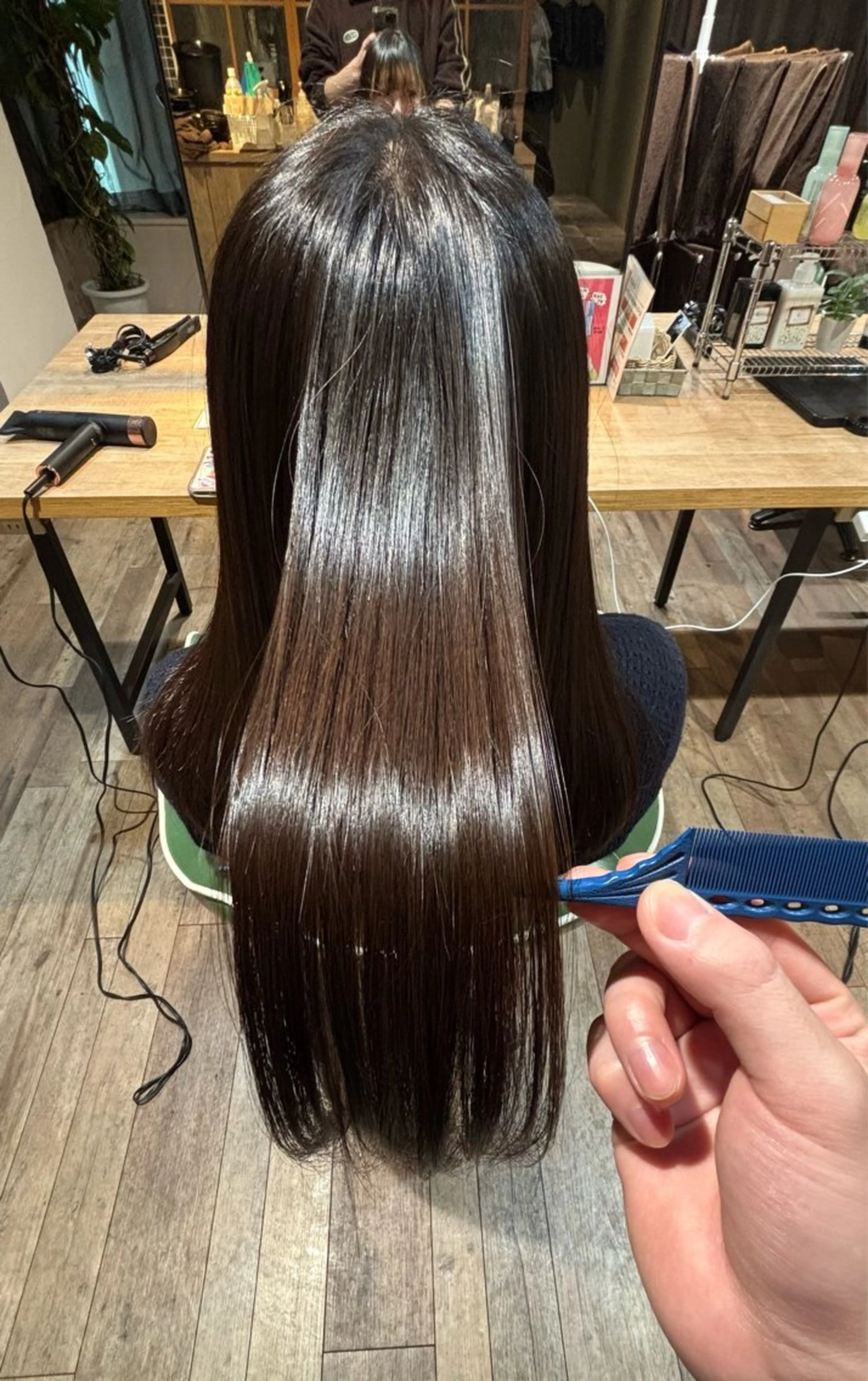 セミロング カラー 渡邊 陽大のヘアスタイル