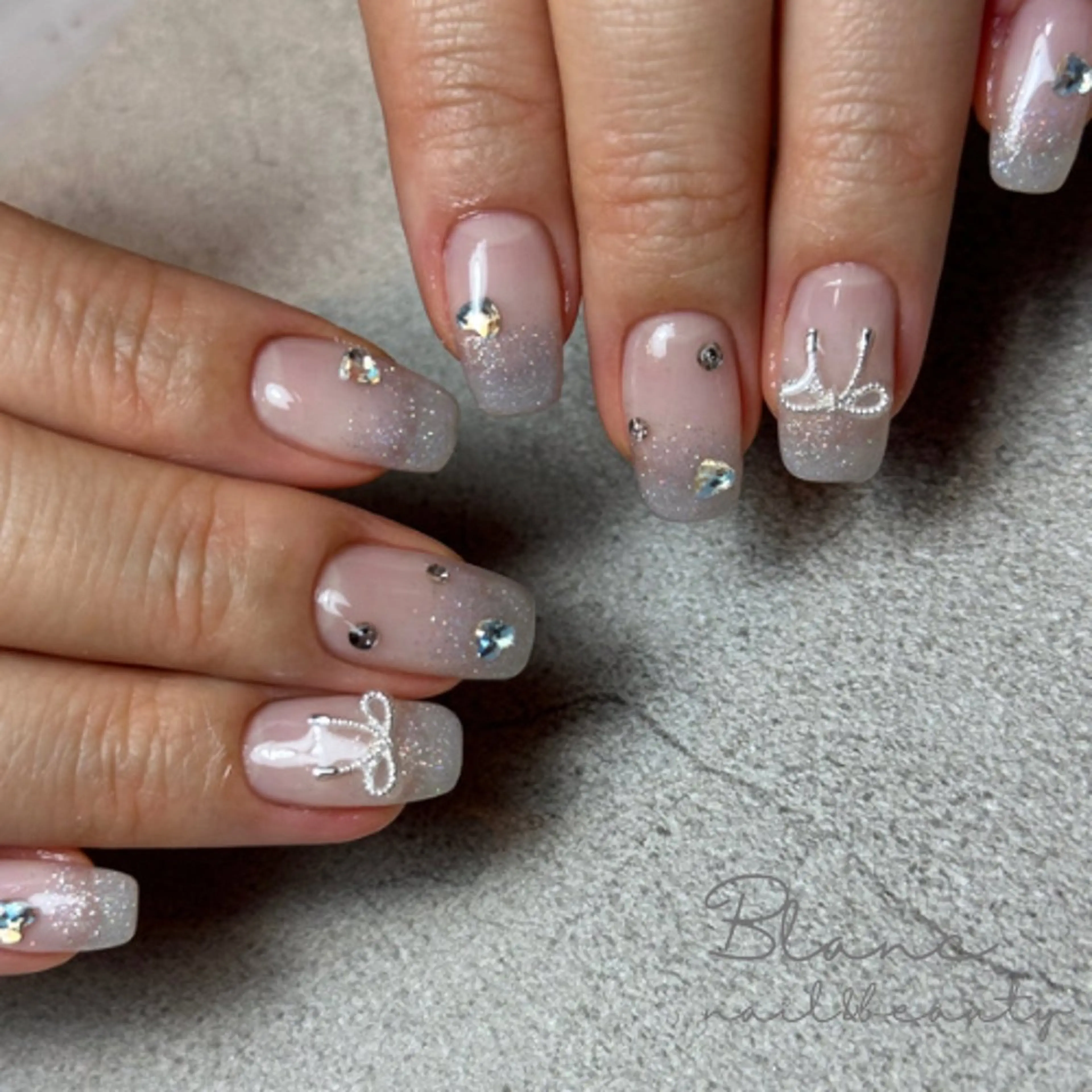 ネイル 韓国ネイル ワンホンネイル Blanc ブランのネイルデザイン