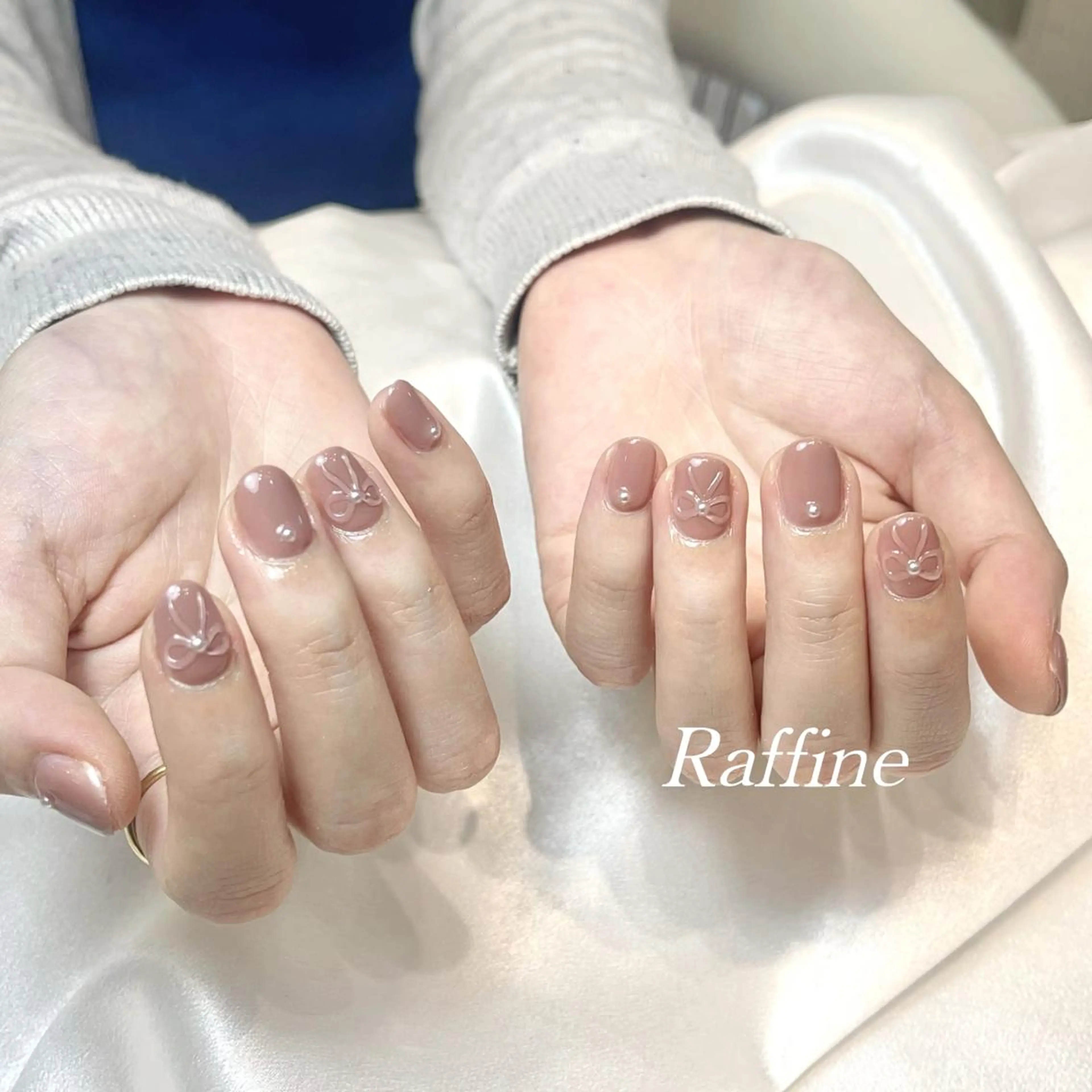 ネイル RAFFINE 月🦋🩵のネイルデザイン