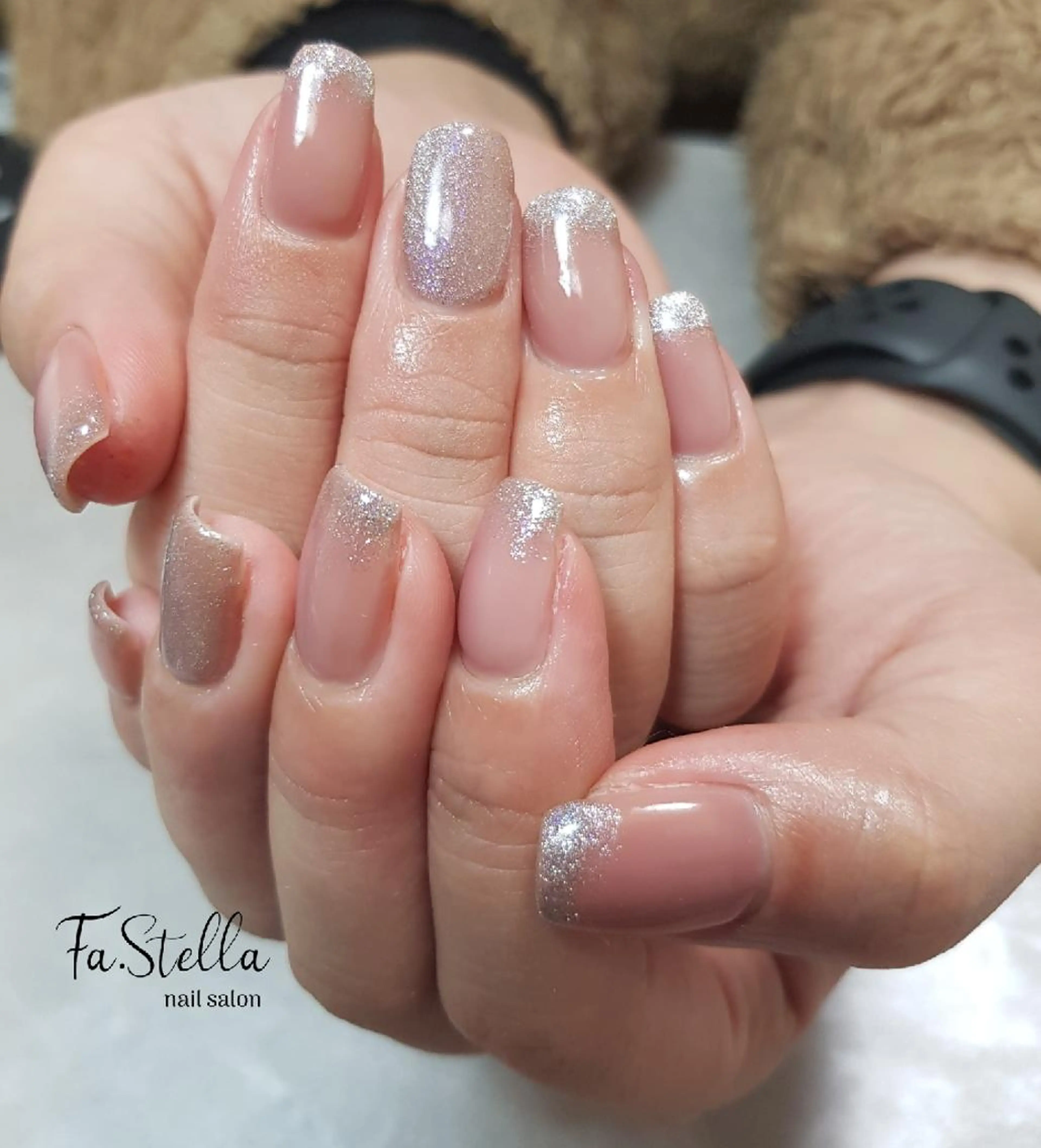 セミロング ネイル フレンチネイル マグネットネイル マグネットフレンチ ハンドネイル Fa.Stella ファステラ のネイルデザイン