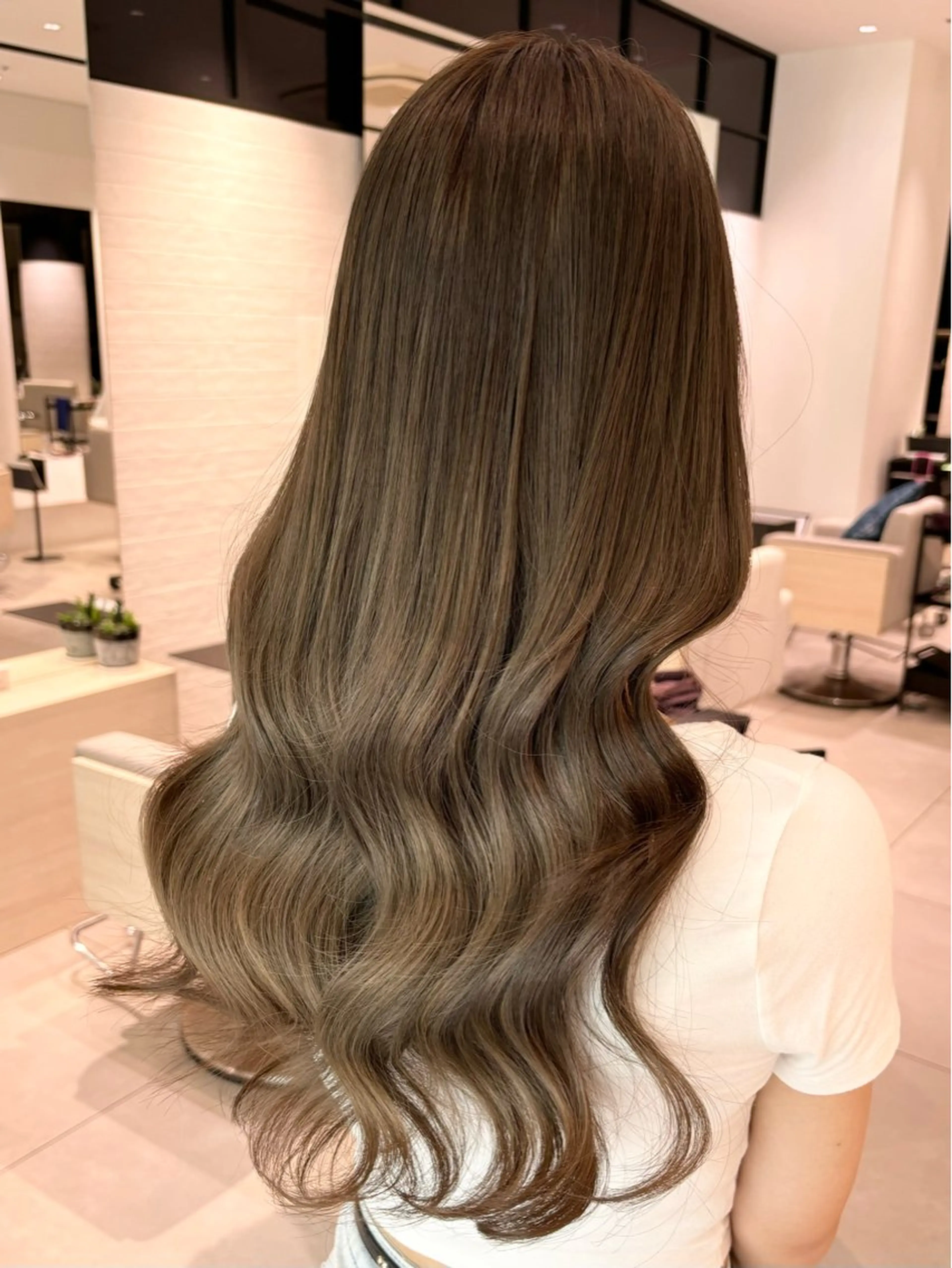 ロング ヘアカラー 艶カラーリスト 🌈銀座🌈牛込萌香のヘアスタイル