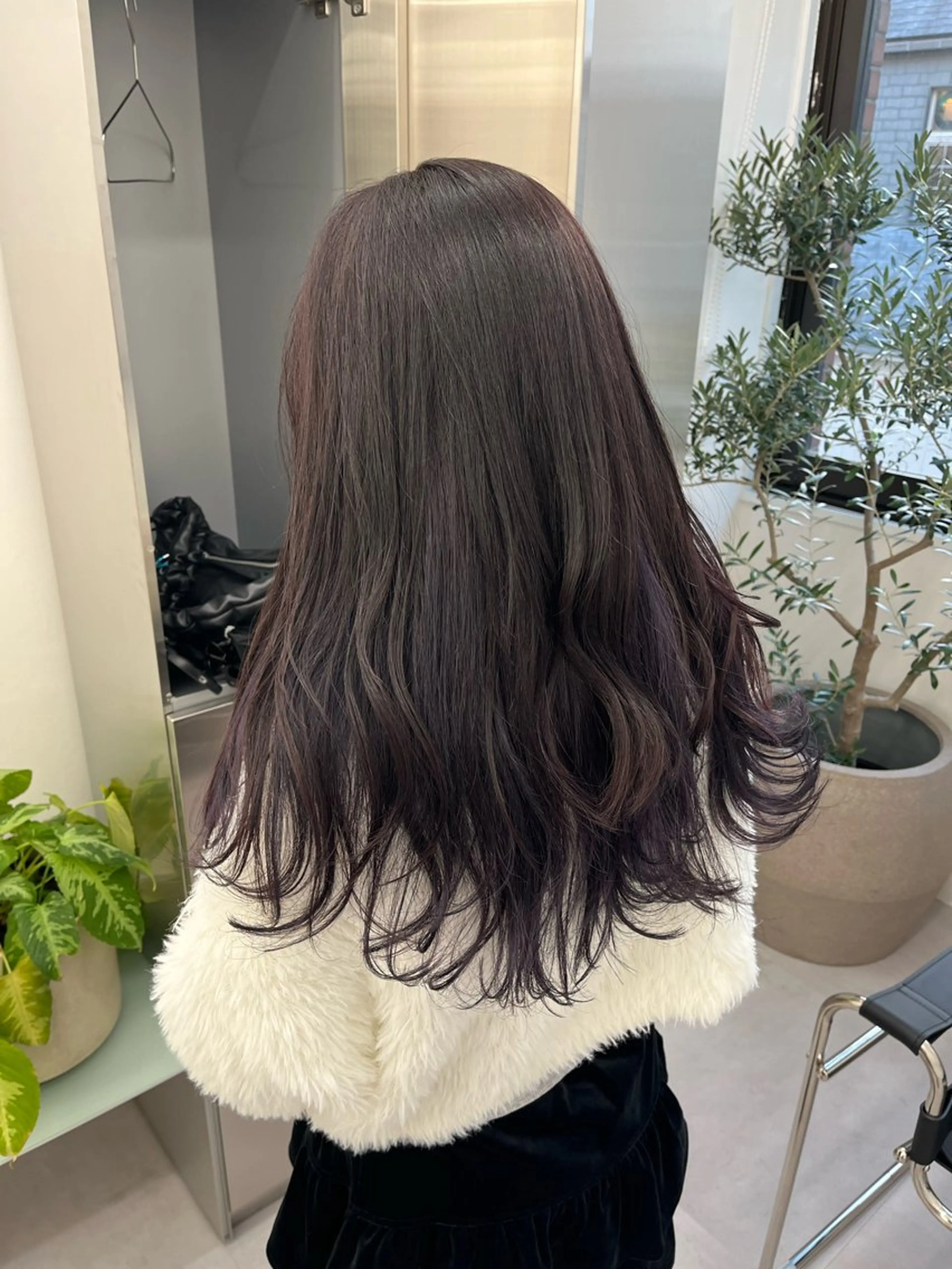 ミディアム カラー カシス パープルカラー カット ヘアカラー トリートメント ill【イル】天神西通り店所属・髪質改善縮毛矯正/暖 色カラー/ウエダカナのヘアスタイル