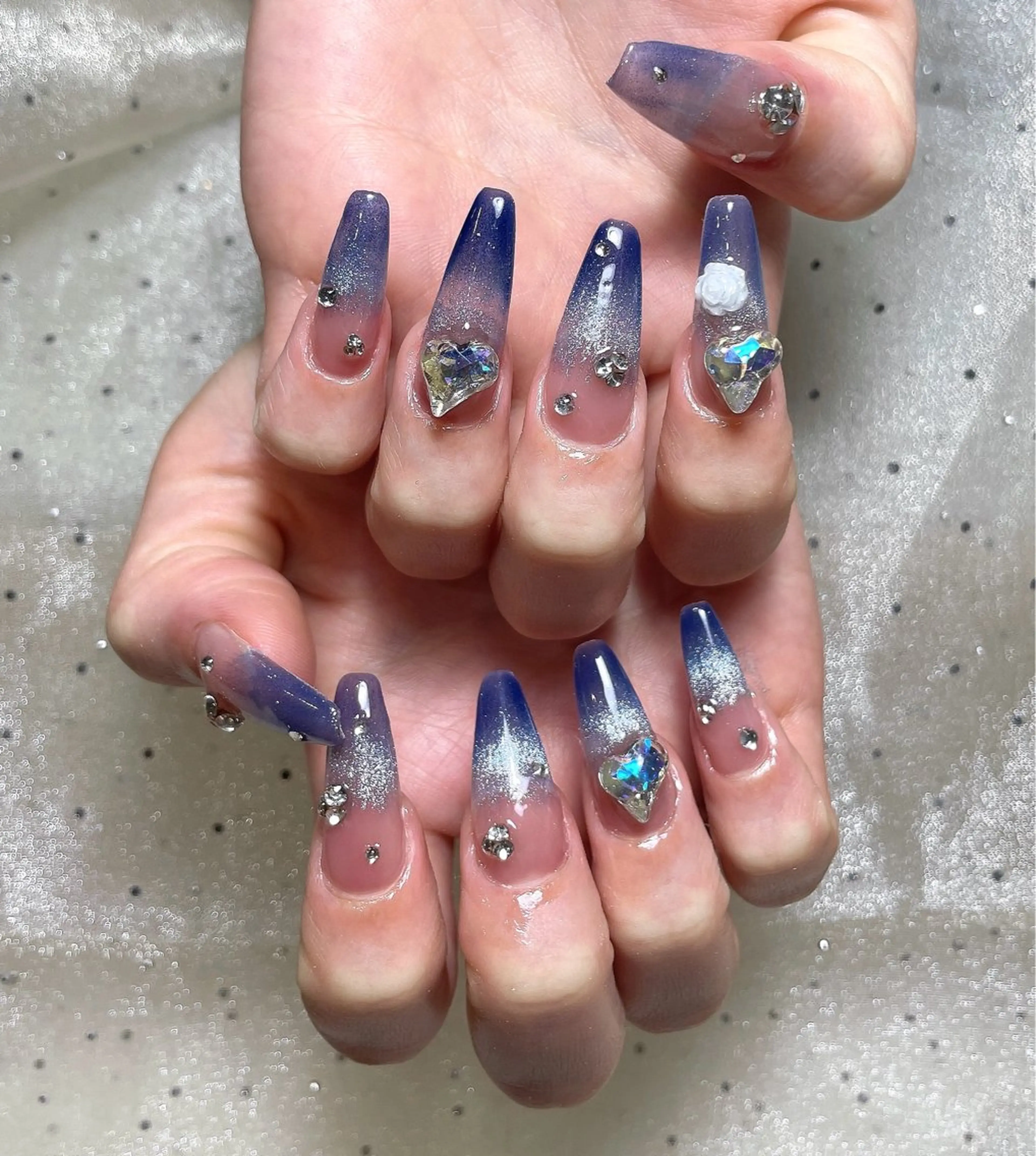 ネイル ハンドネイル ハンドケア モナ& あきのネイルデザイン