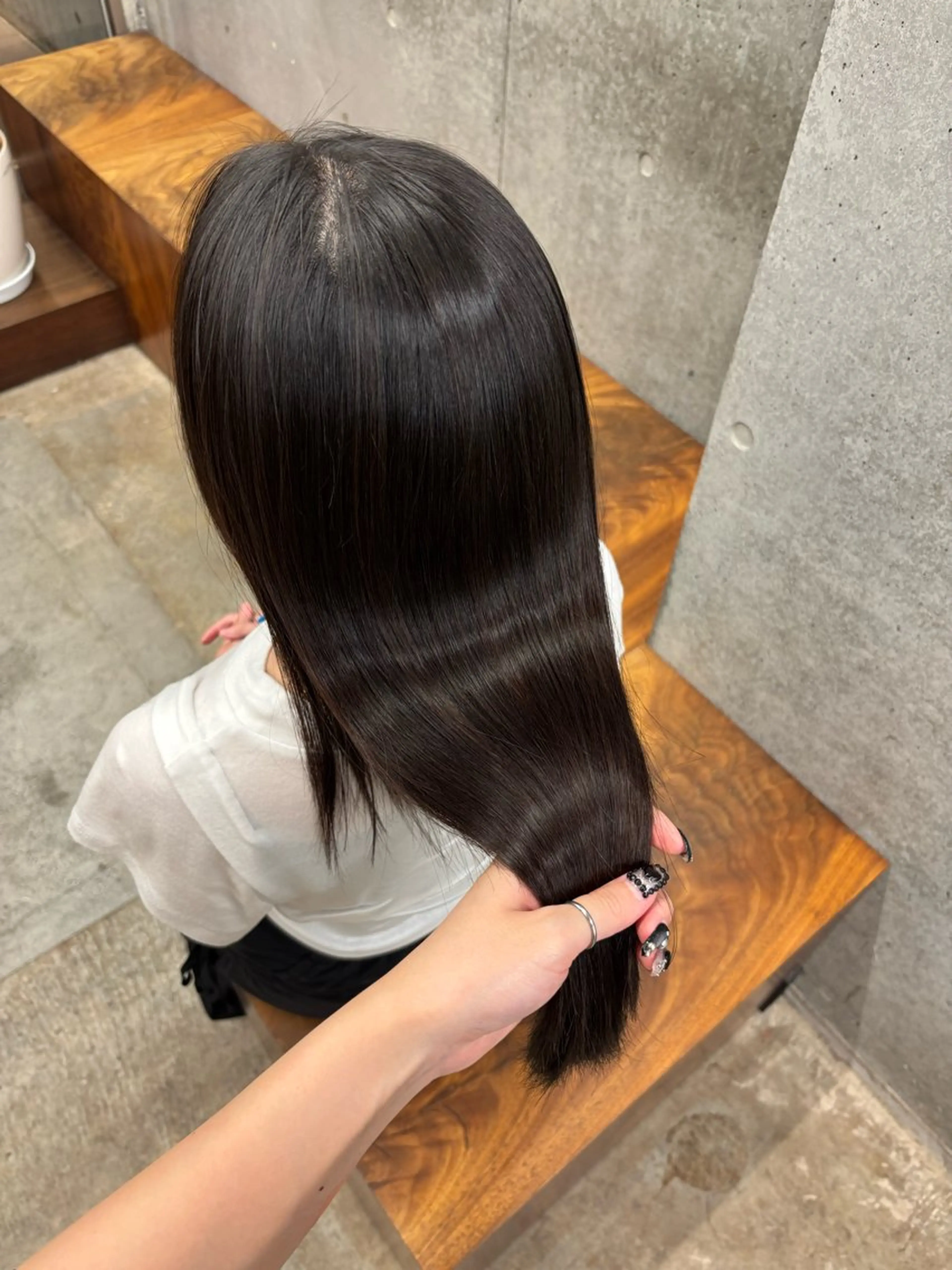 ロング カラー 髪質改善 韓国風ヘア 縮毛矯正 トリートメント ダメージレス艶カラー MISAKI🦋のヘアスタイル