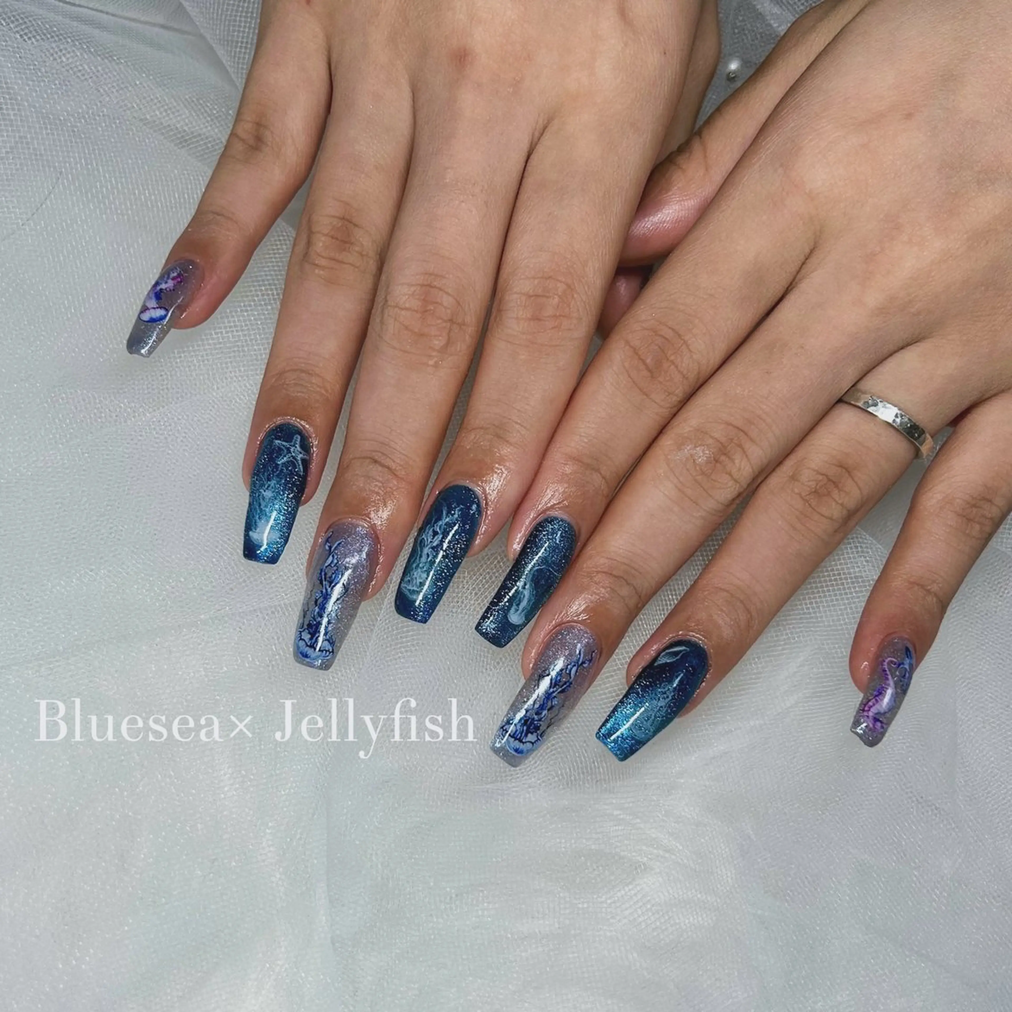 ネイル Nailsalon Sirius所属・SIRIUS manakaのネイルデザイン