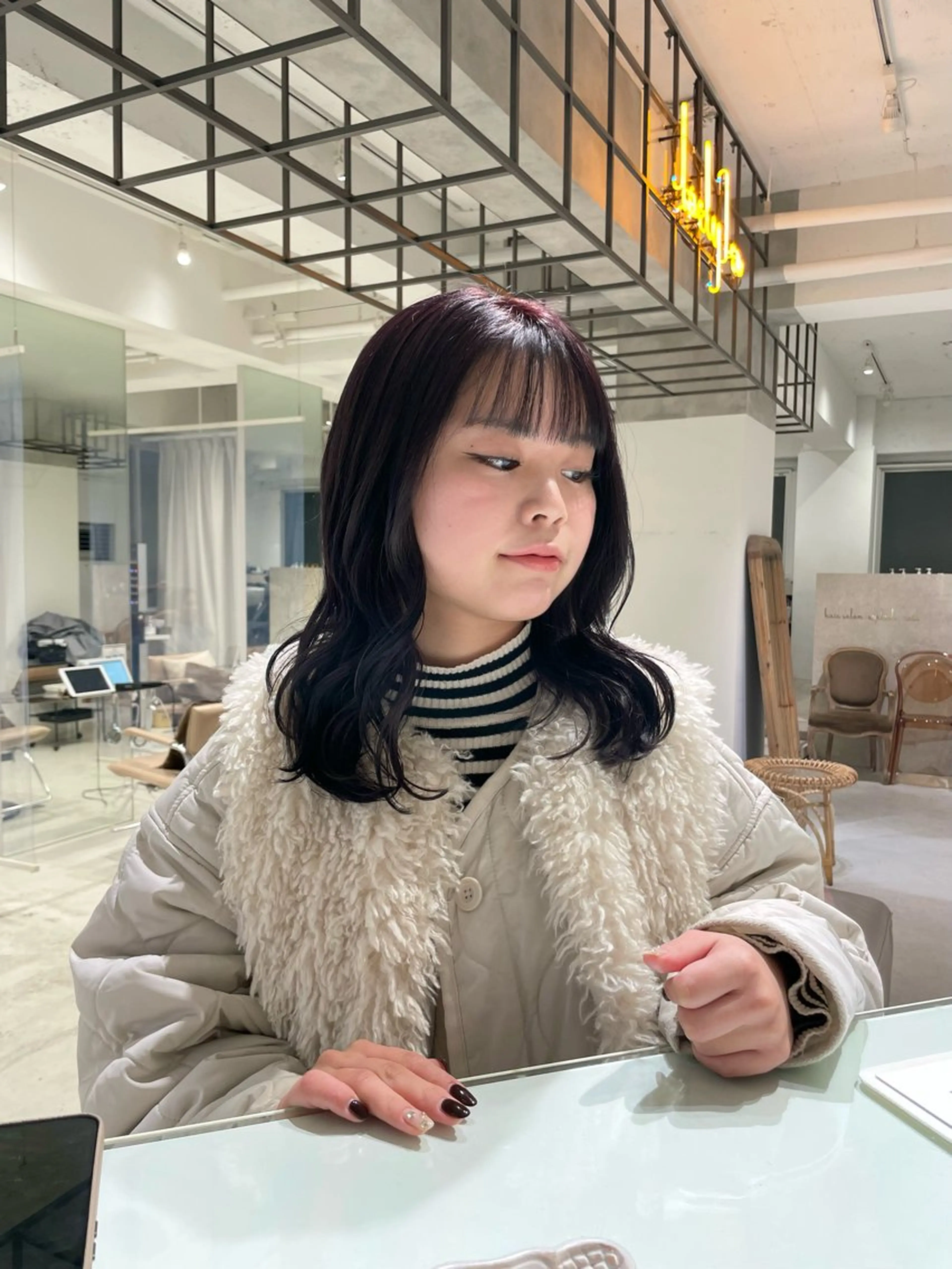 セミロング カラー loely 💞miyuのヘアスタイル