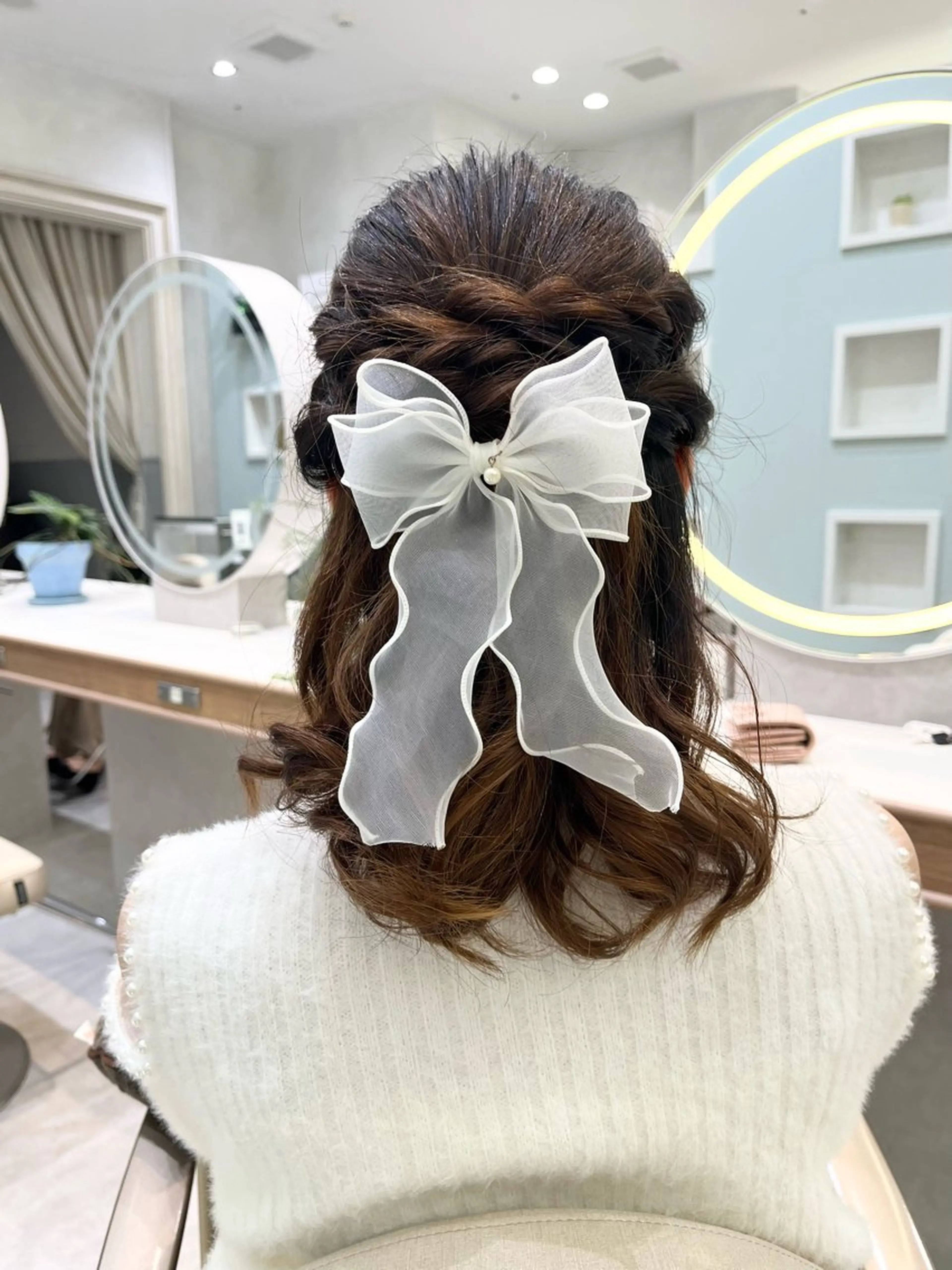 ミディアム 𝑴𝑰𝑨🎀赤髪 /ピンク/髪質改善のヘアスタイル