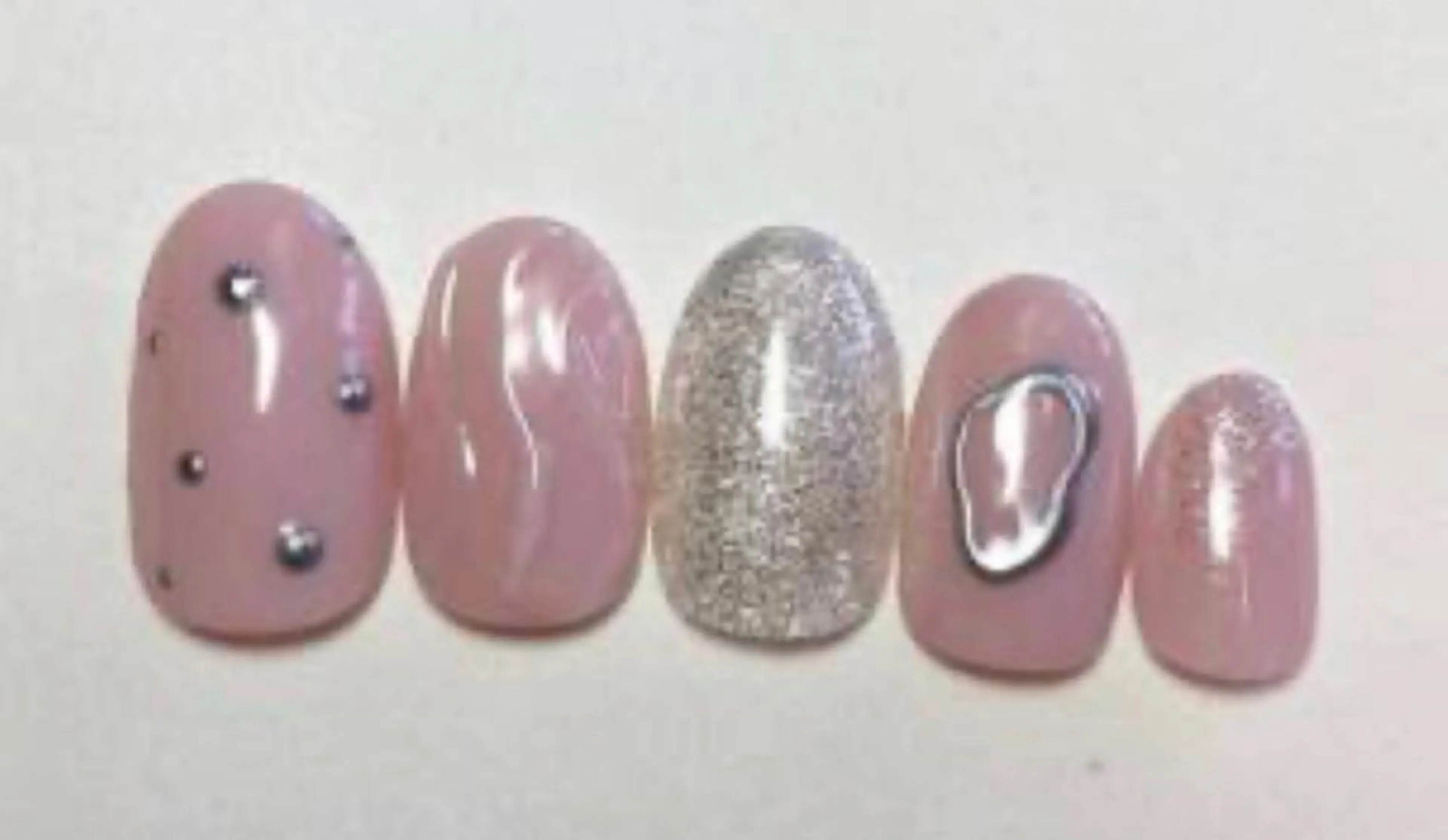 ネイル ハンドネイル ゲン レイカのネイルデザイン