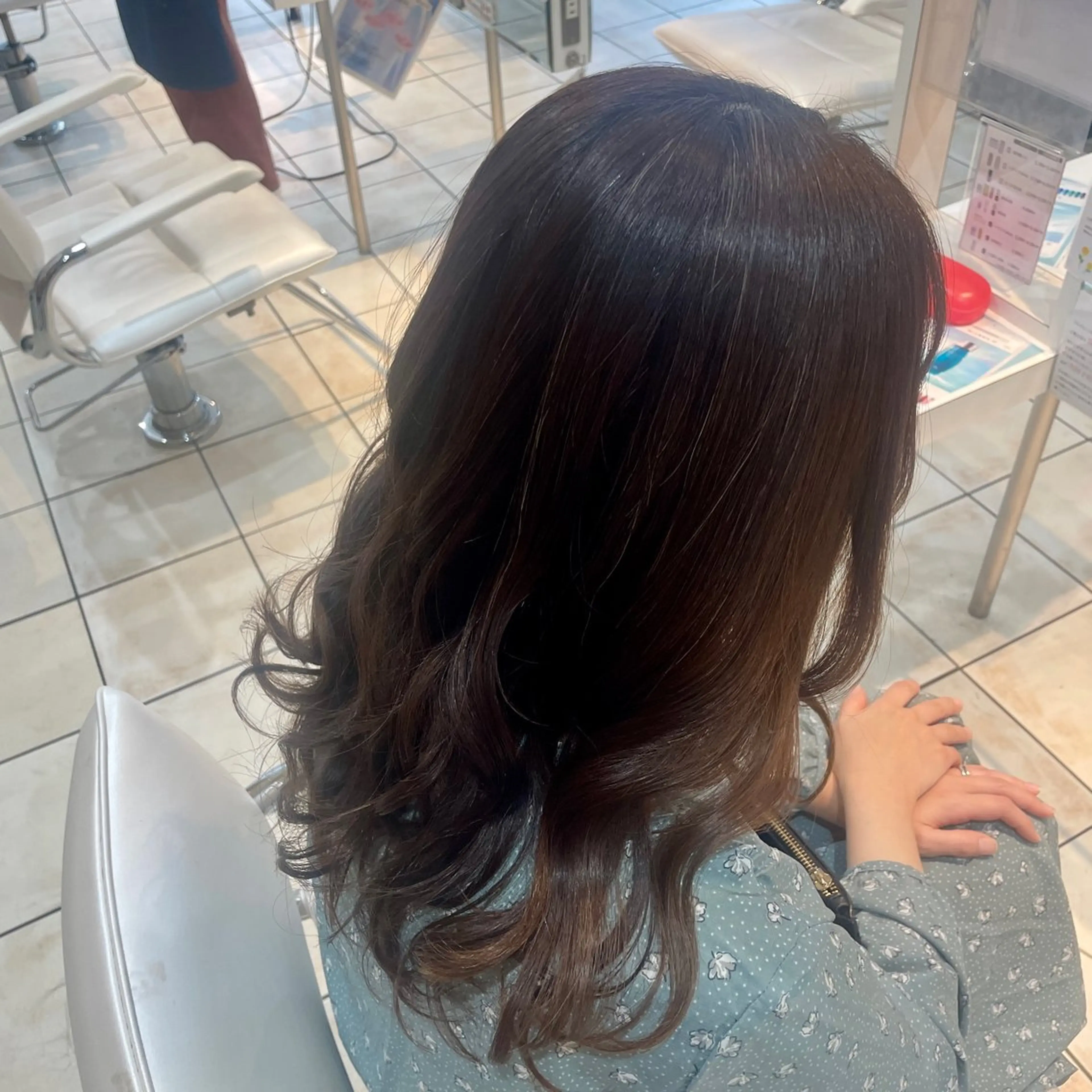 セミロング カラー ブリーチ/ヘアセット 【𝙍𝙞𝙣𝙤】のヘアスタイル