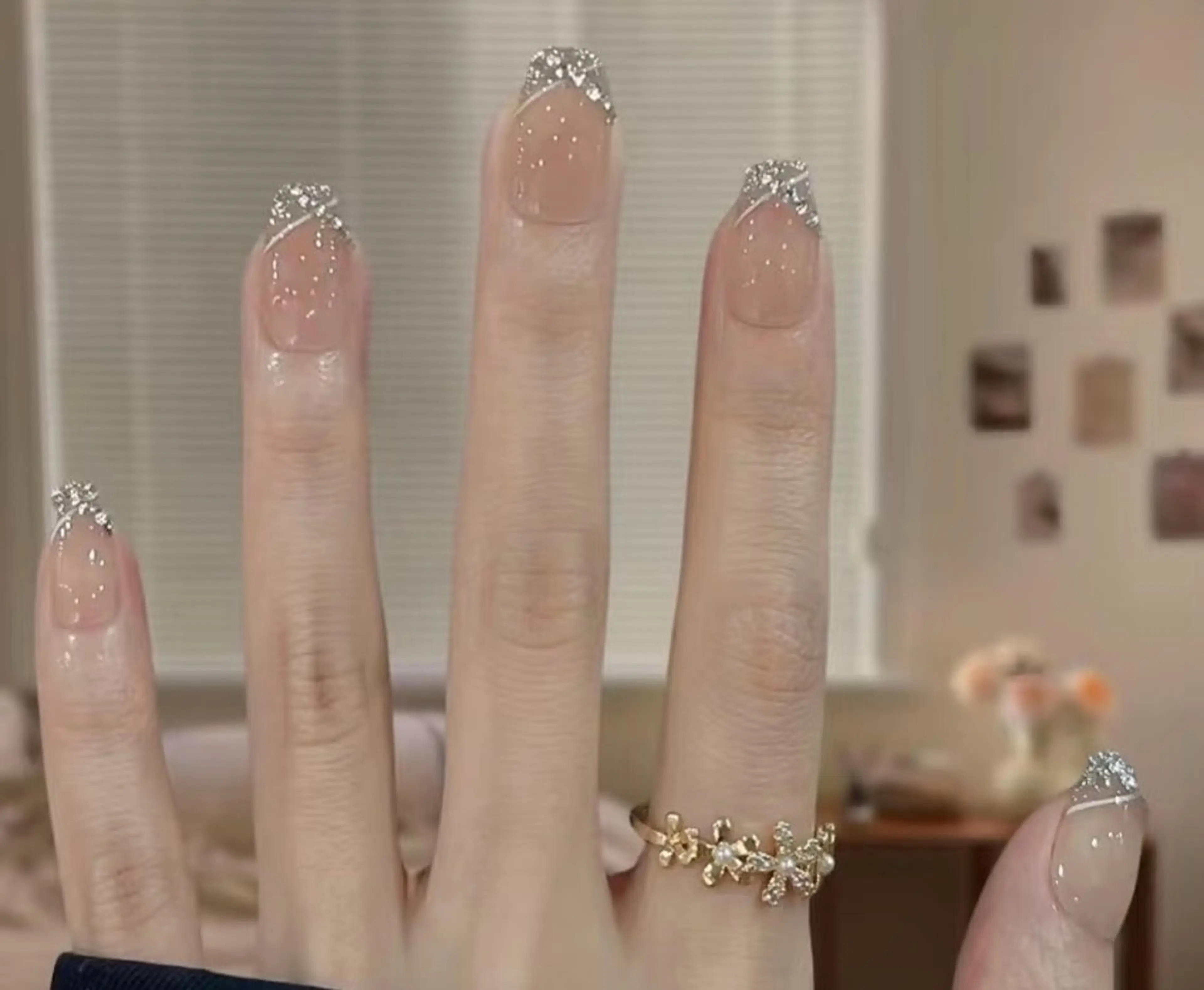 ネイル 高木 維麗絲のネイルデザイン