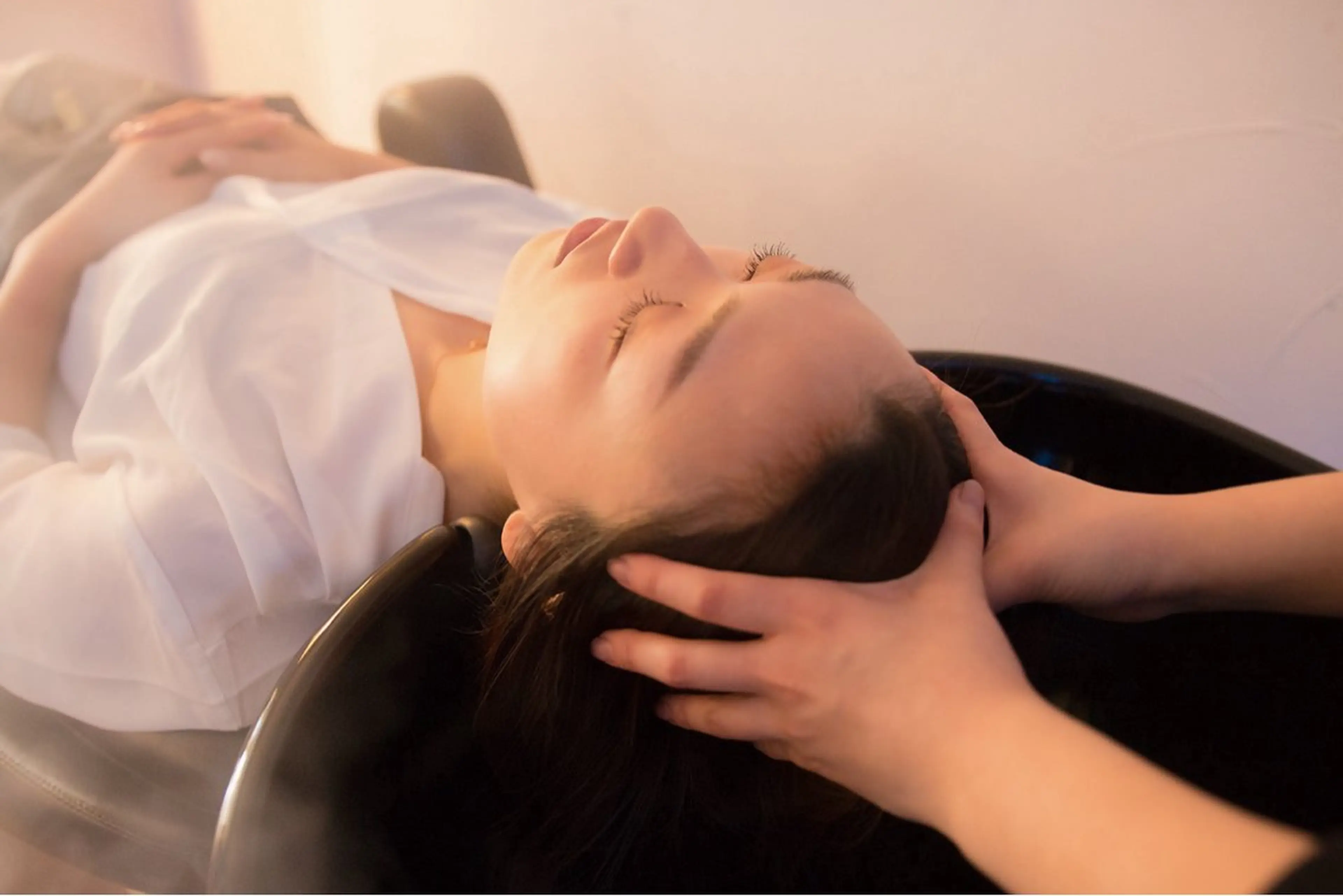 ✨【人気No.1】✨癒しのはちみつ炭酸spa(30分)+カット+潤いカラーの写真