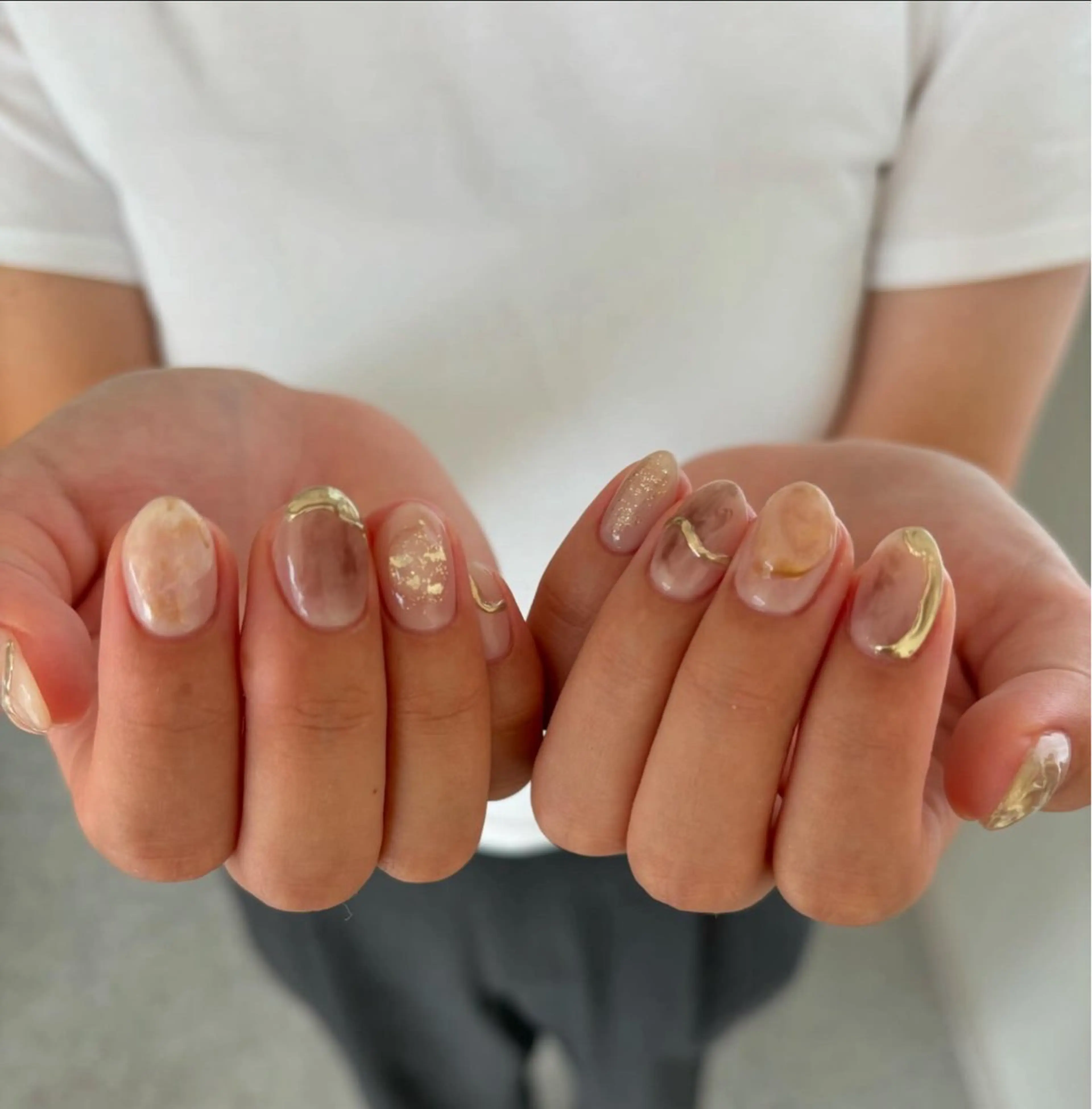 ネイル ホワイト Maede Kanaのネイルデザイン