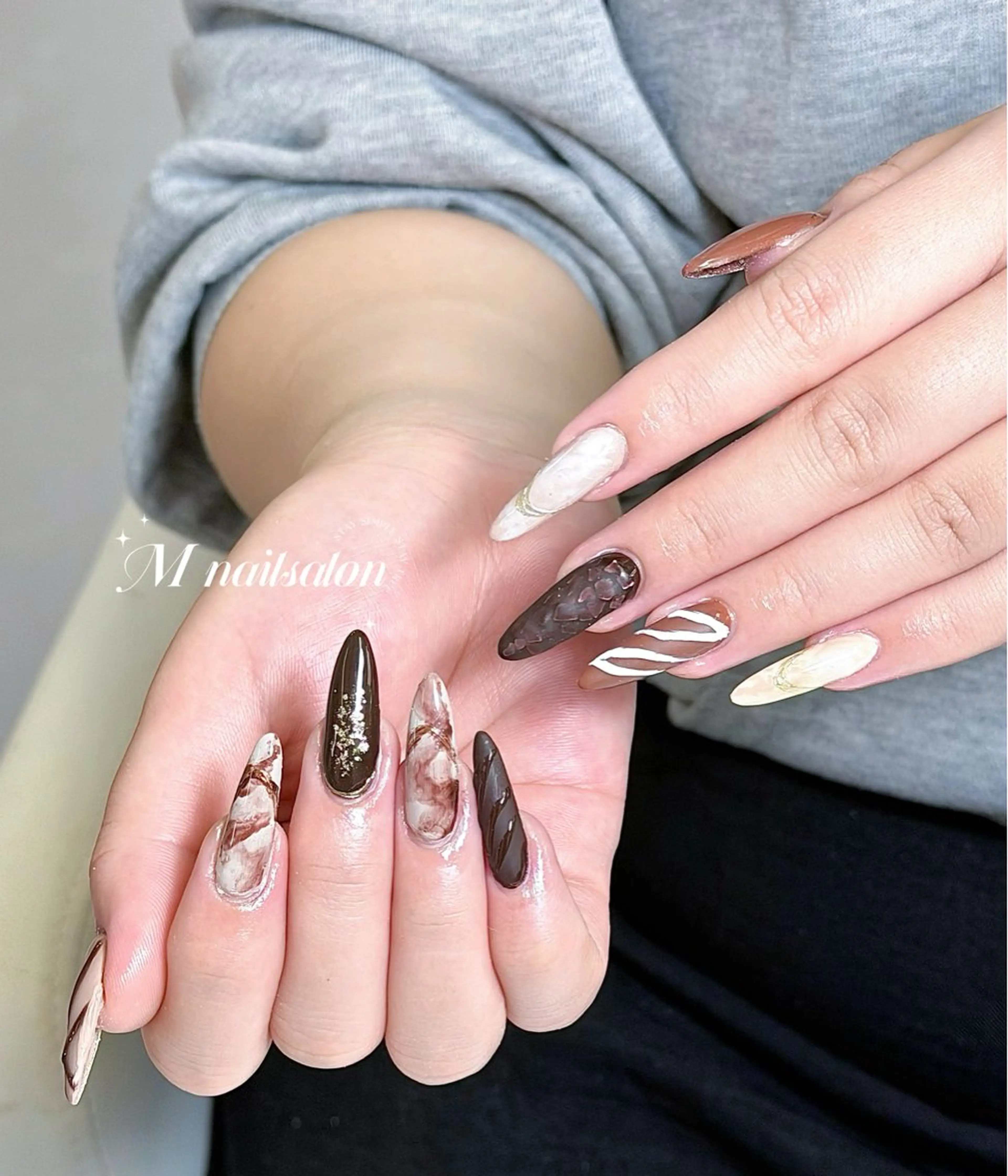 ネイル ハンドネイル M🌷nail 長さだし専門店のネイルデザイン