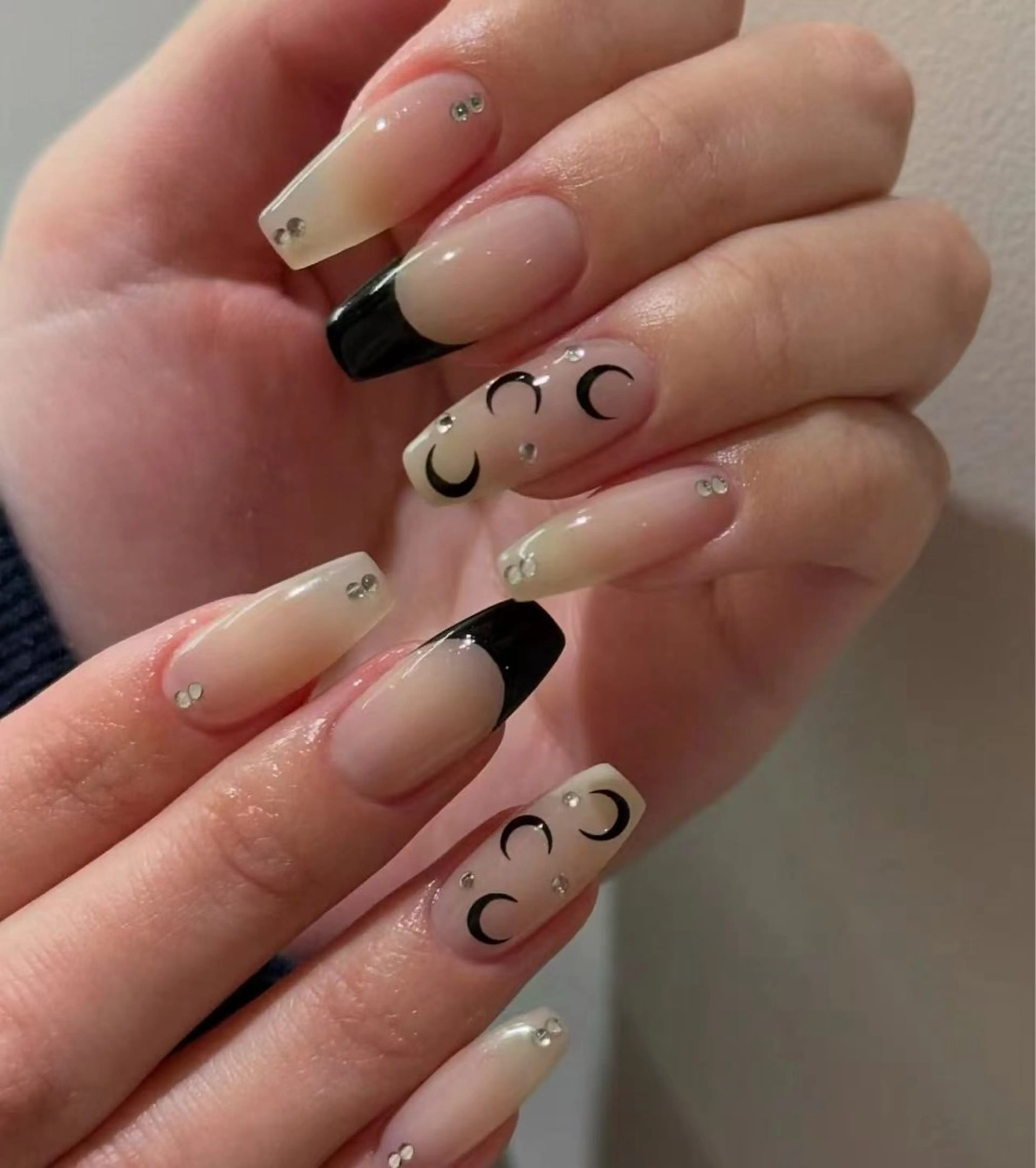 ネイル フラワーネイル フレンチネイル ジェルネイル ガラスフレンチ ハート ハンドネイル BabyYouMi nailのネイルデザイン