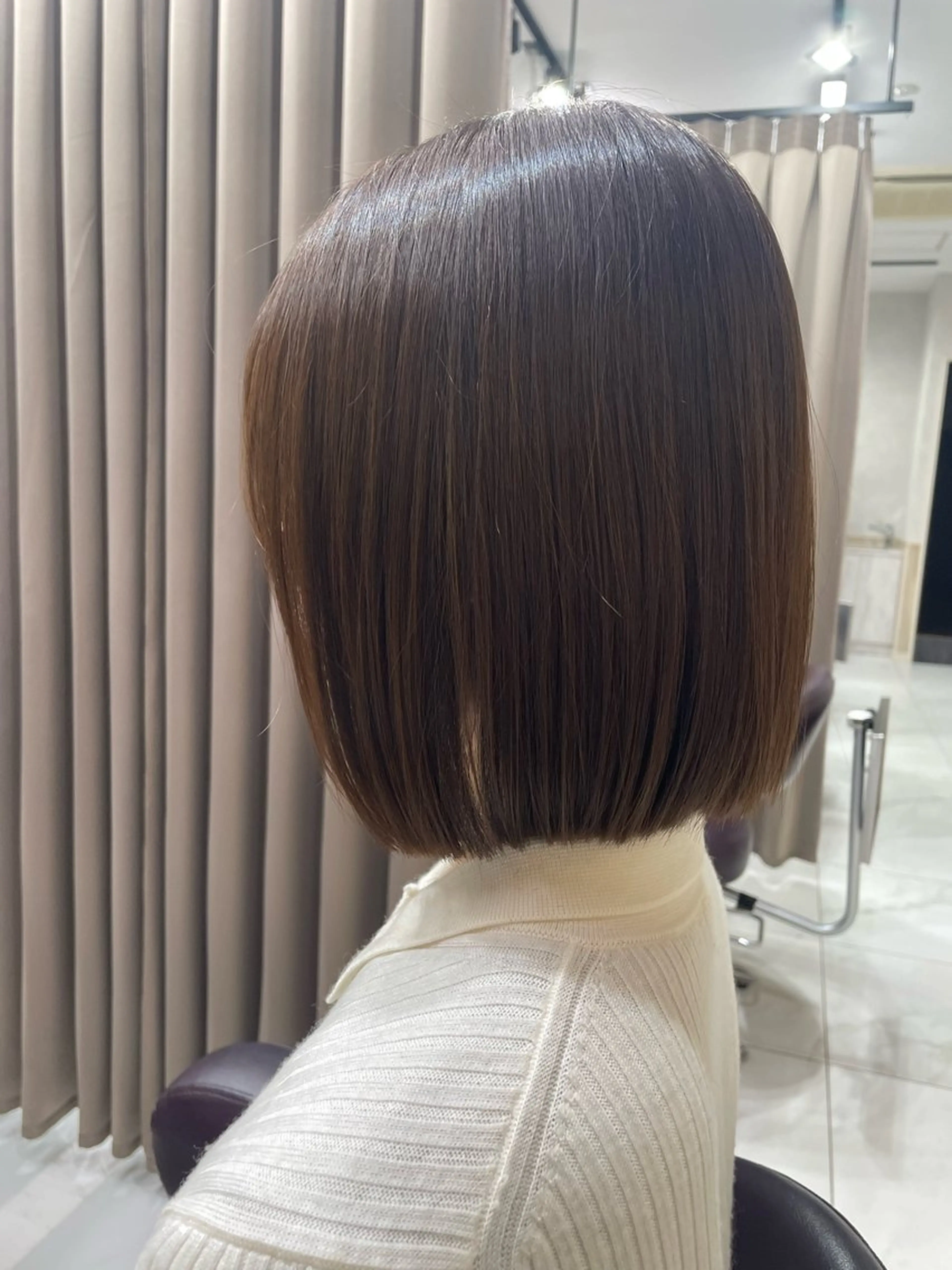 ショート 前下がりボブ ボブ GRANDEUR 村越 捺稀のヘアスタイル