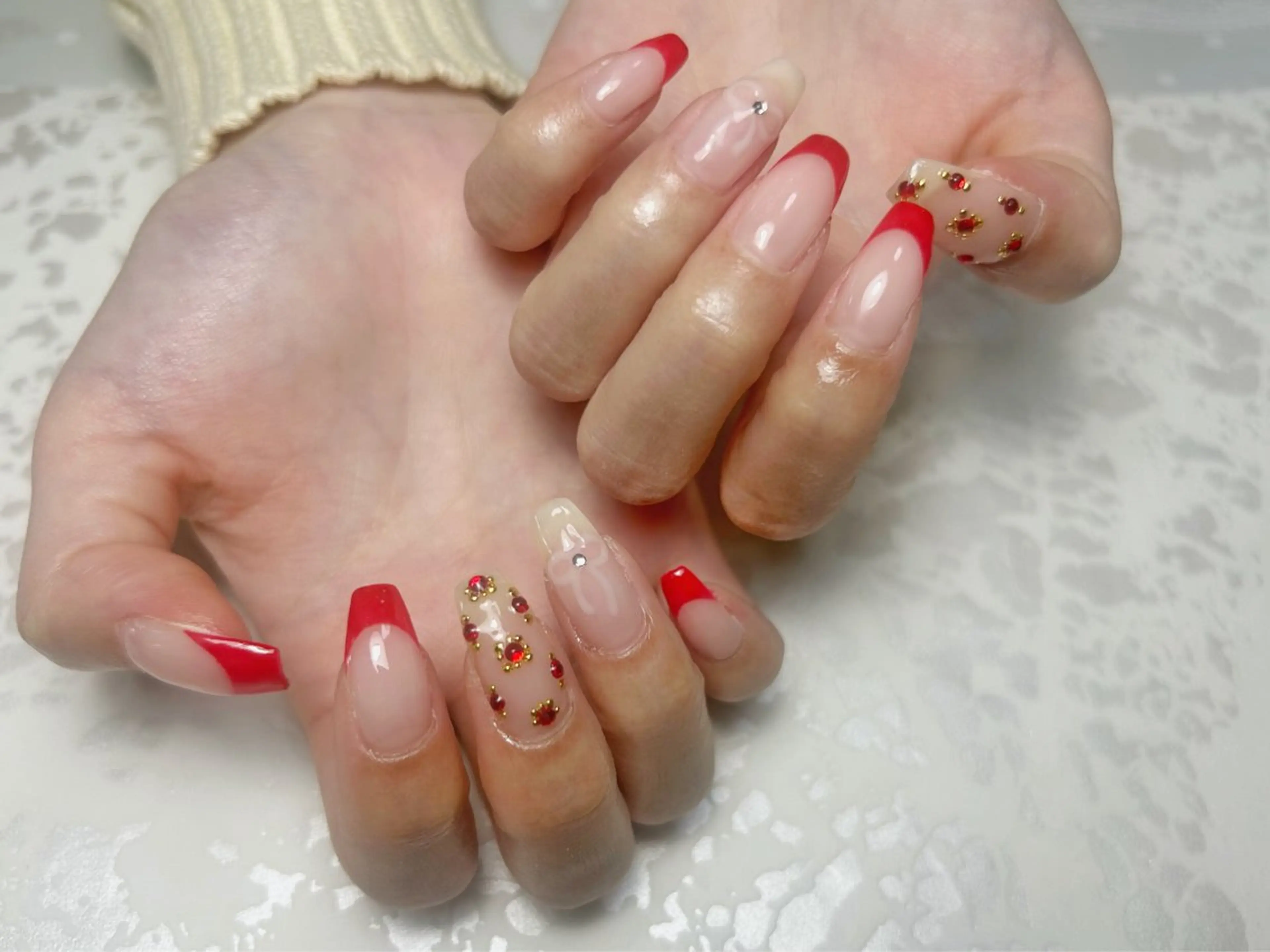 ネイル フレンチネイル 赤色 Aspii アスピーのネイルデザイン