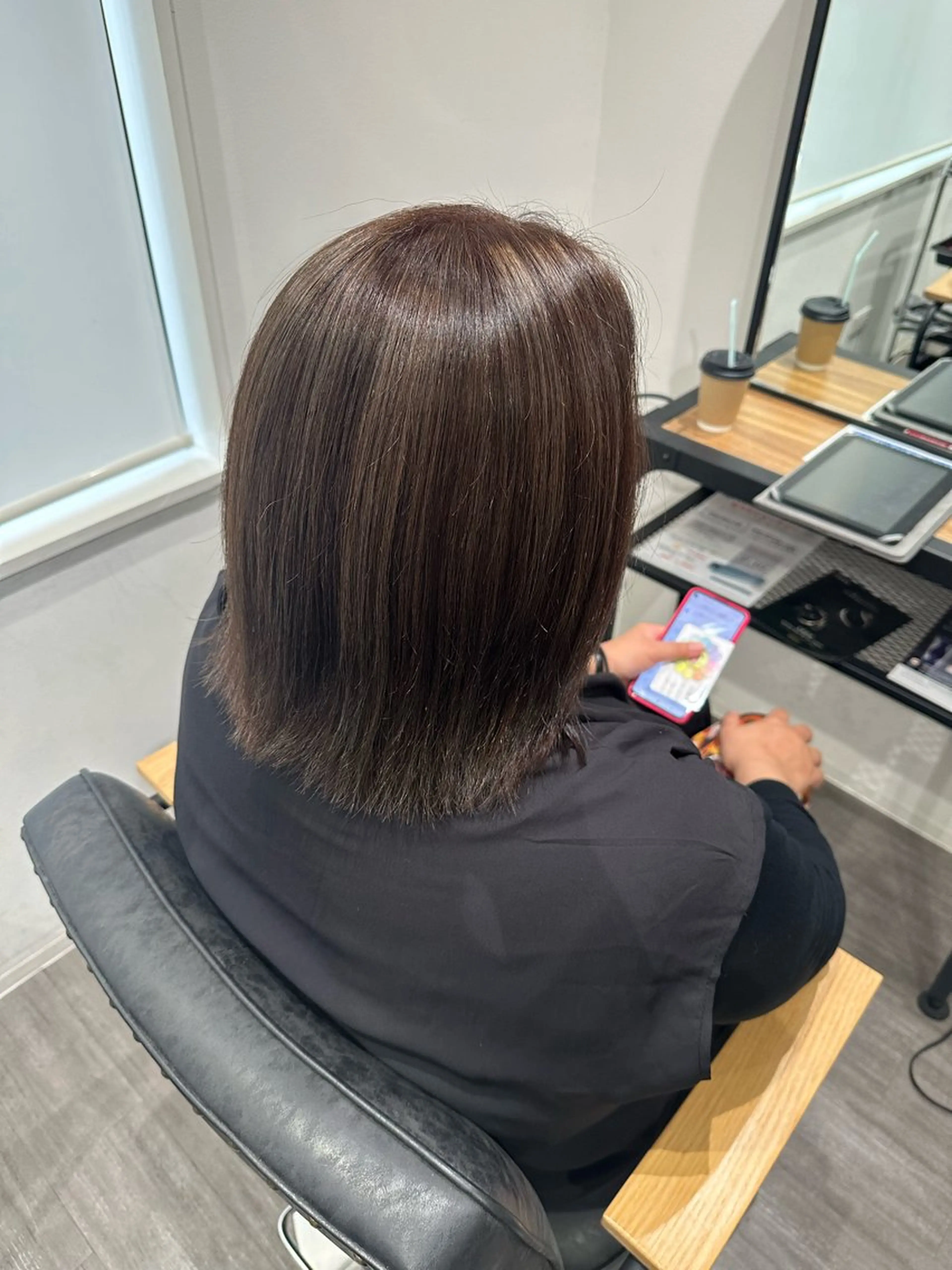 ミディアム カラー アッシュ アッシュグレー アッシュグレージュ グレージュ ハイライトカラー カット ヘアカラー トリートメント 艶髪レイヤー上田 紗也🇰🇷💗のヘアスタイル