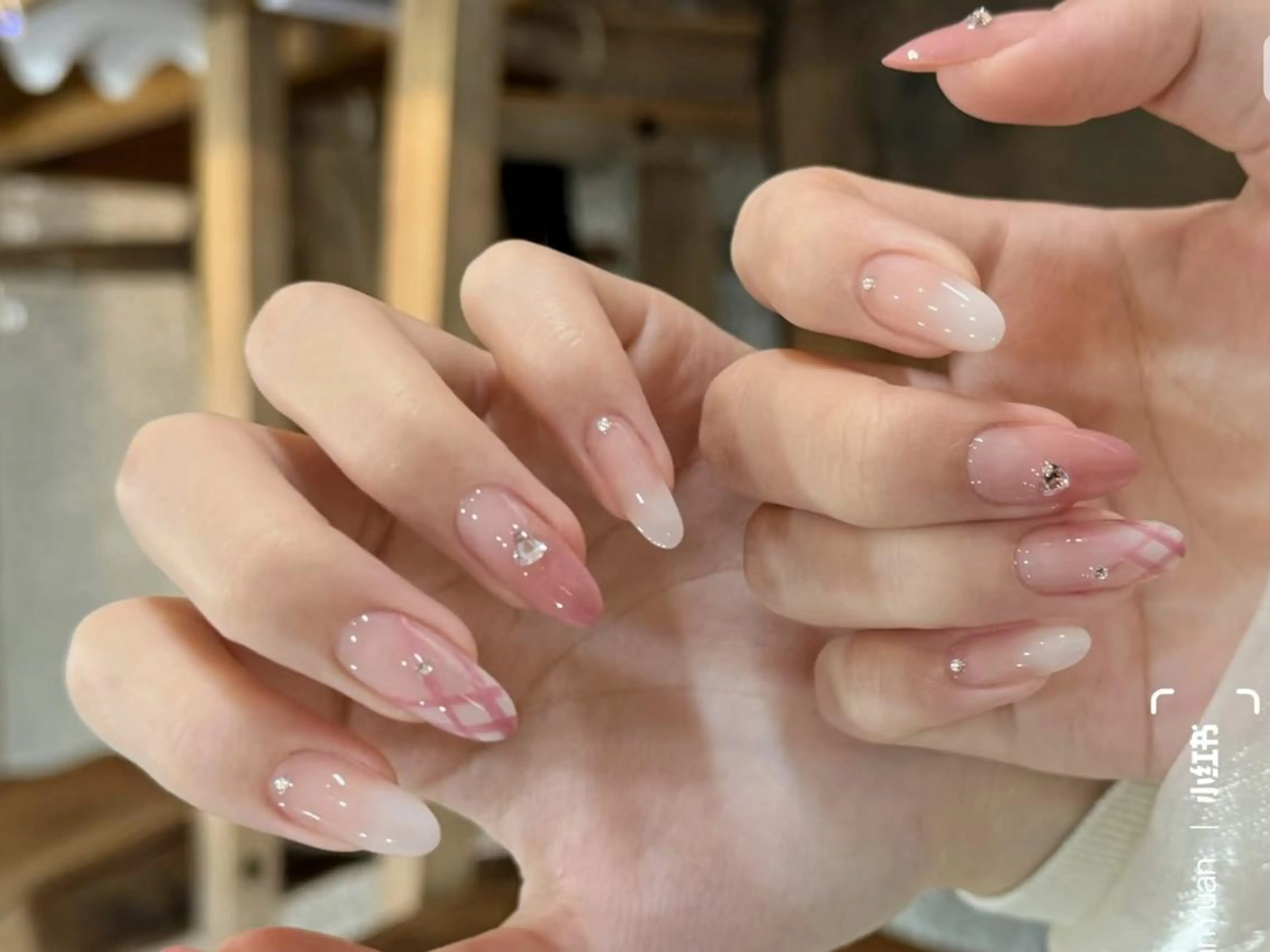 ネイル オーロラネイル チークネイル 長さ出し フットネイル フレンチネイル ハンドネイル ハンドケア Pandora nailのネイルデザイン