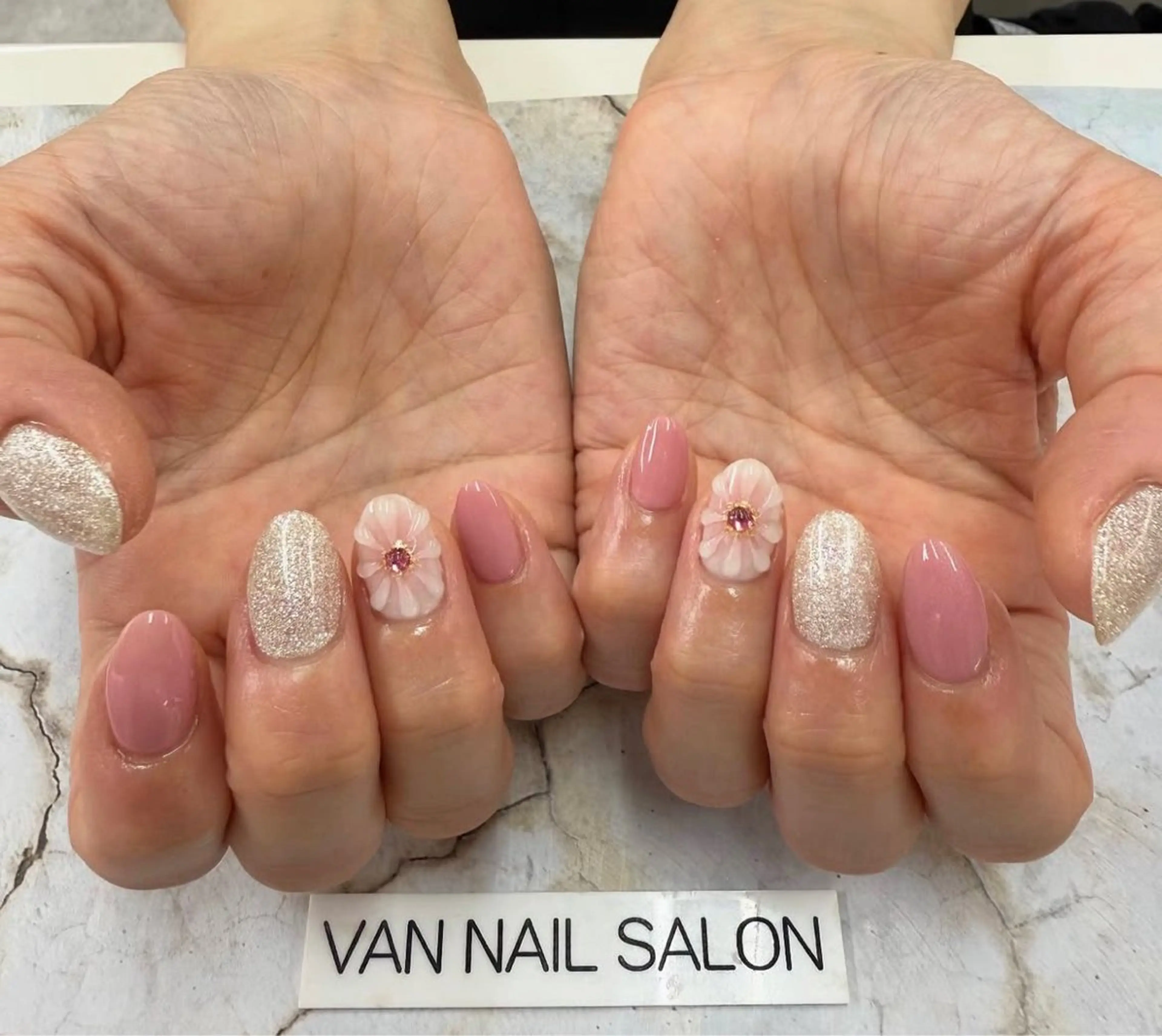 ネイル ハンドネイル Van Nail Salonのネイルデザイン