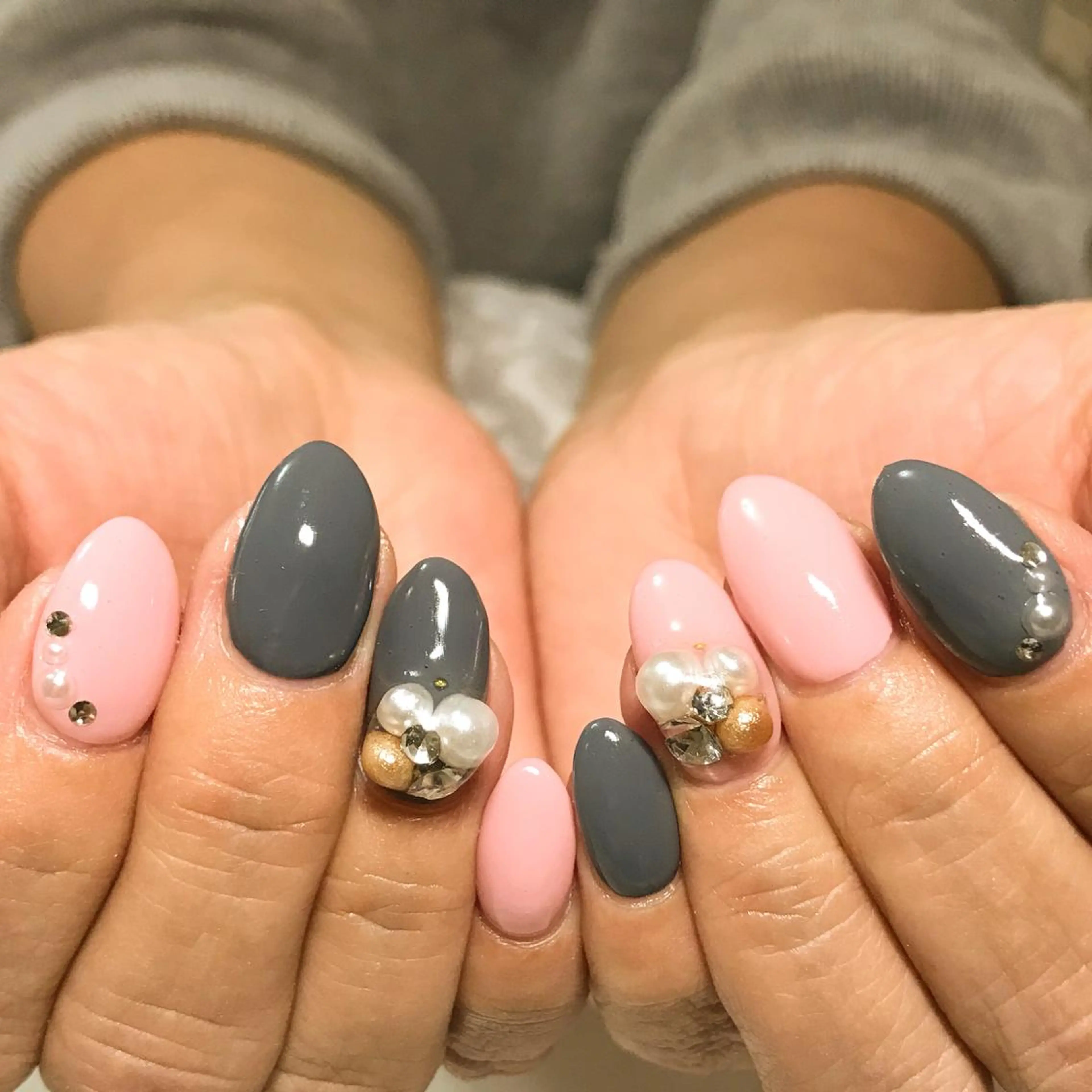 ネイル フットネイル ピンク シンプルネイル 春ネイル ホワイト ネイル フフラ所属・nail fufla ♡yamane♡のネイルデザイン