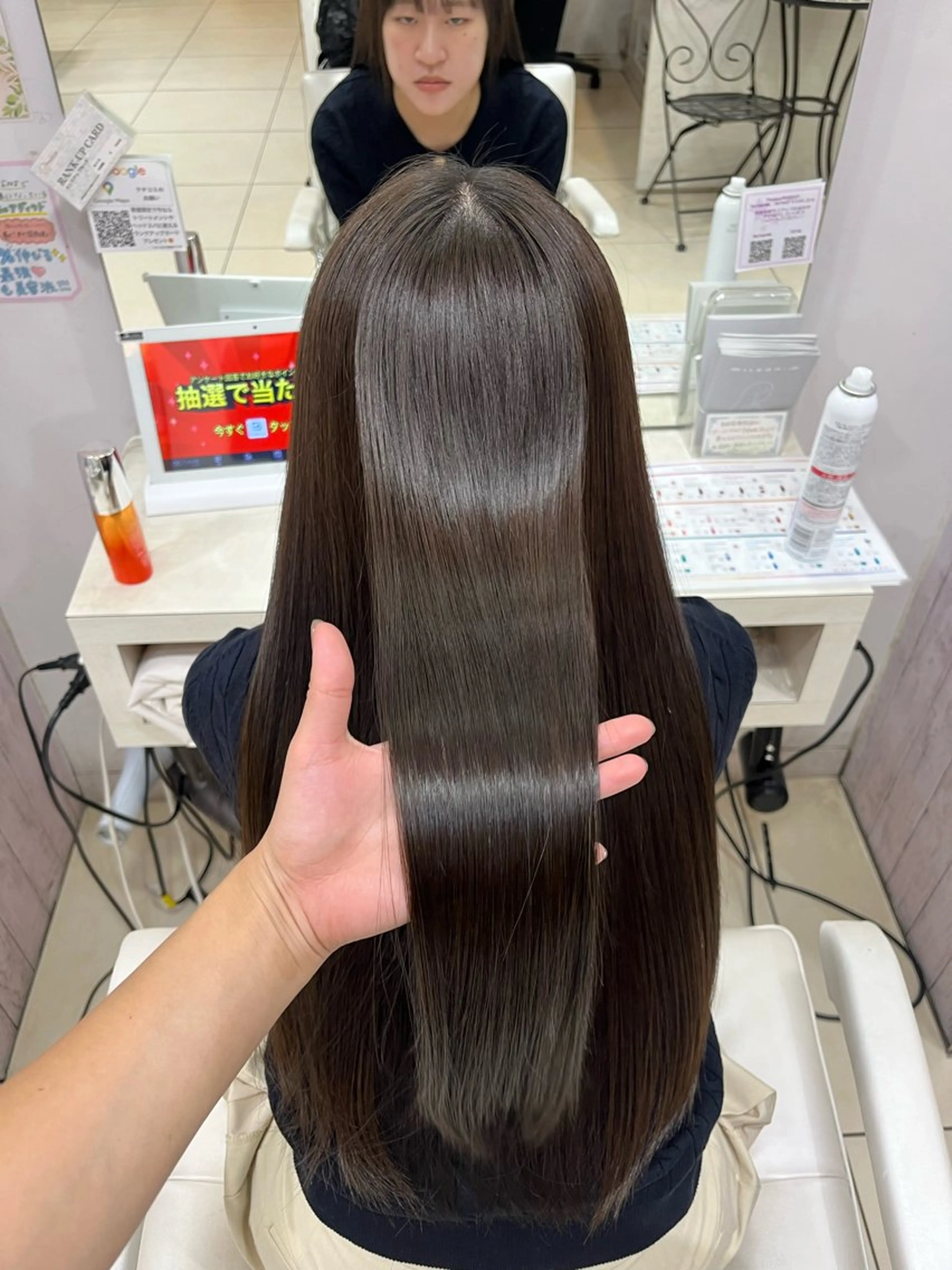 セミロング ヘアカラー トリートメント 【髪質改善カラー】 あむ·. ⟡ 🖤のヘアスタイル