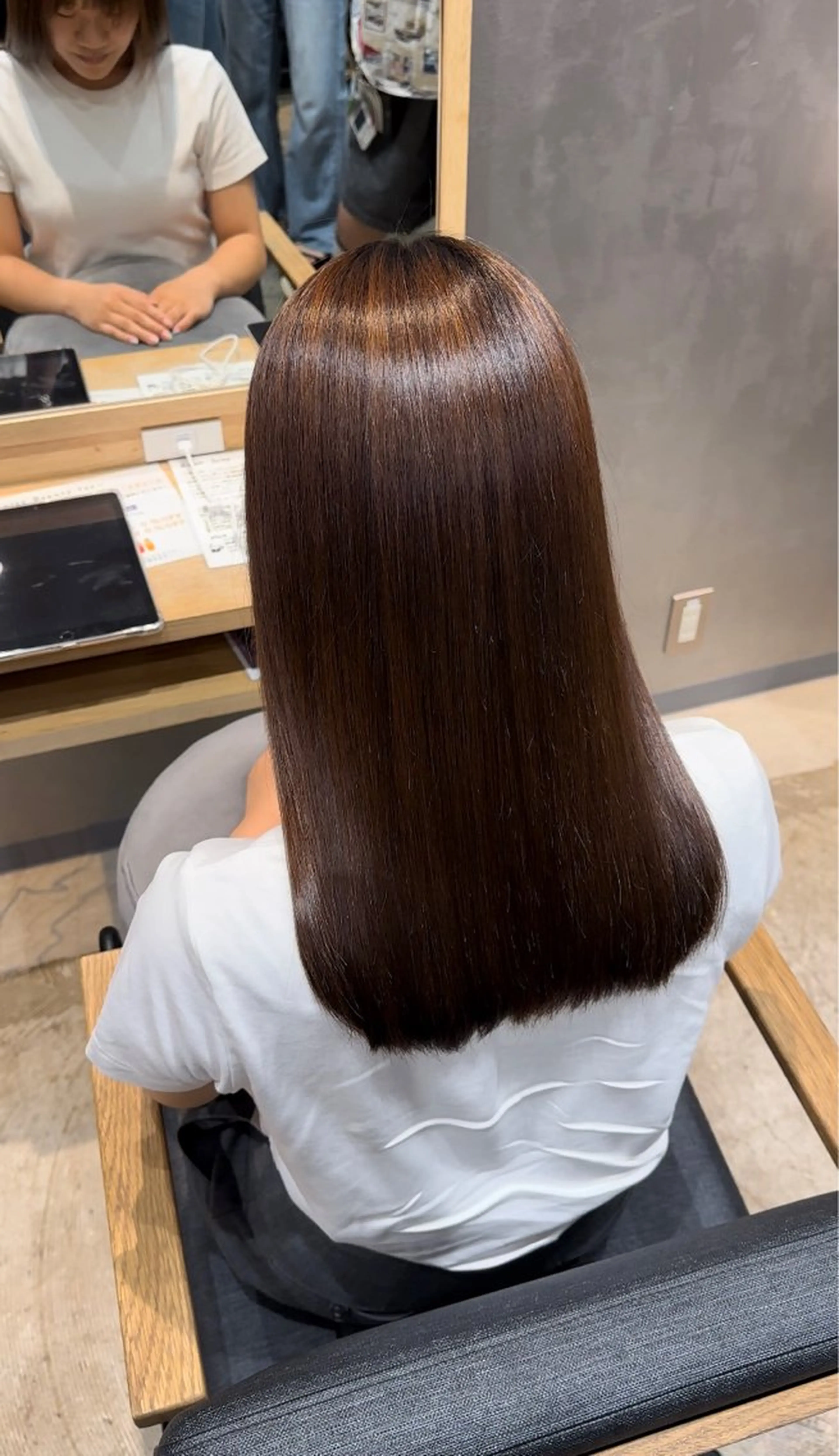 ロング Inity所属・Inity 新谷茉璃のヘアスタイル