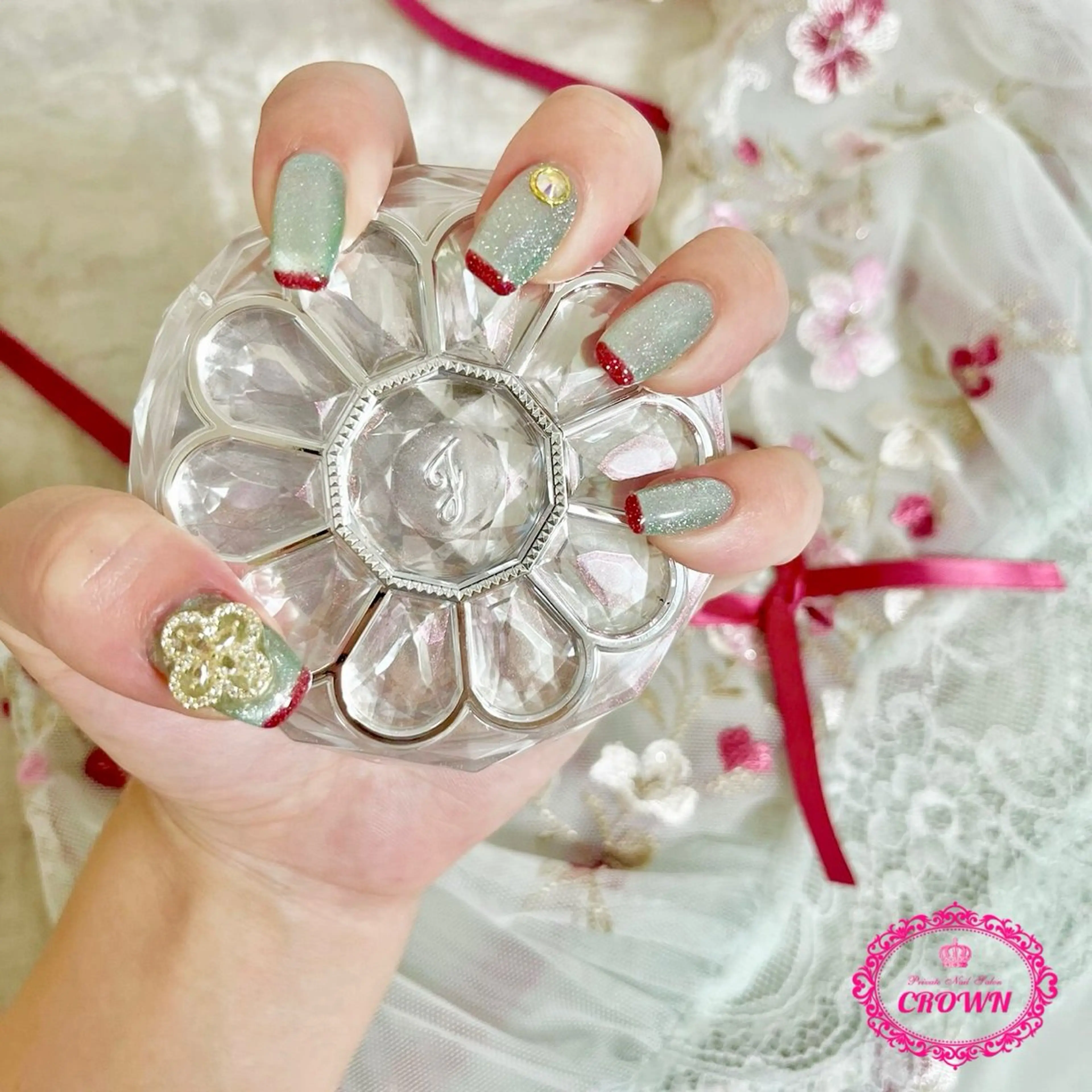 ネイル CROWN プライベートサロンのネイルデザイン
