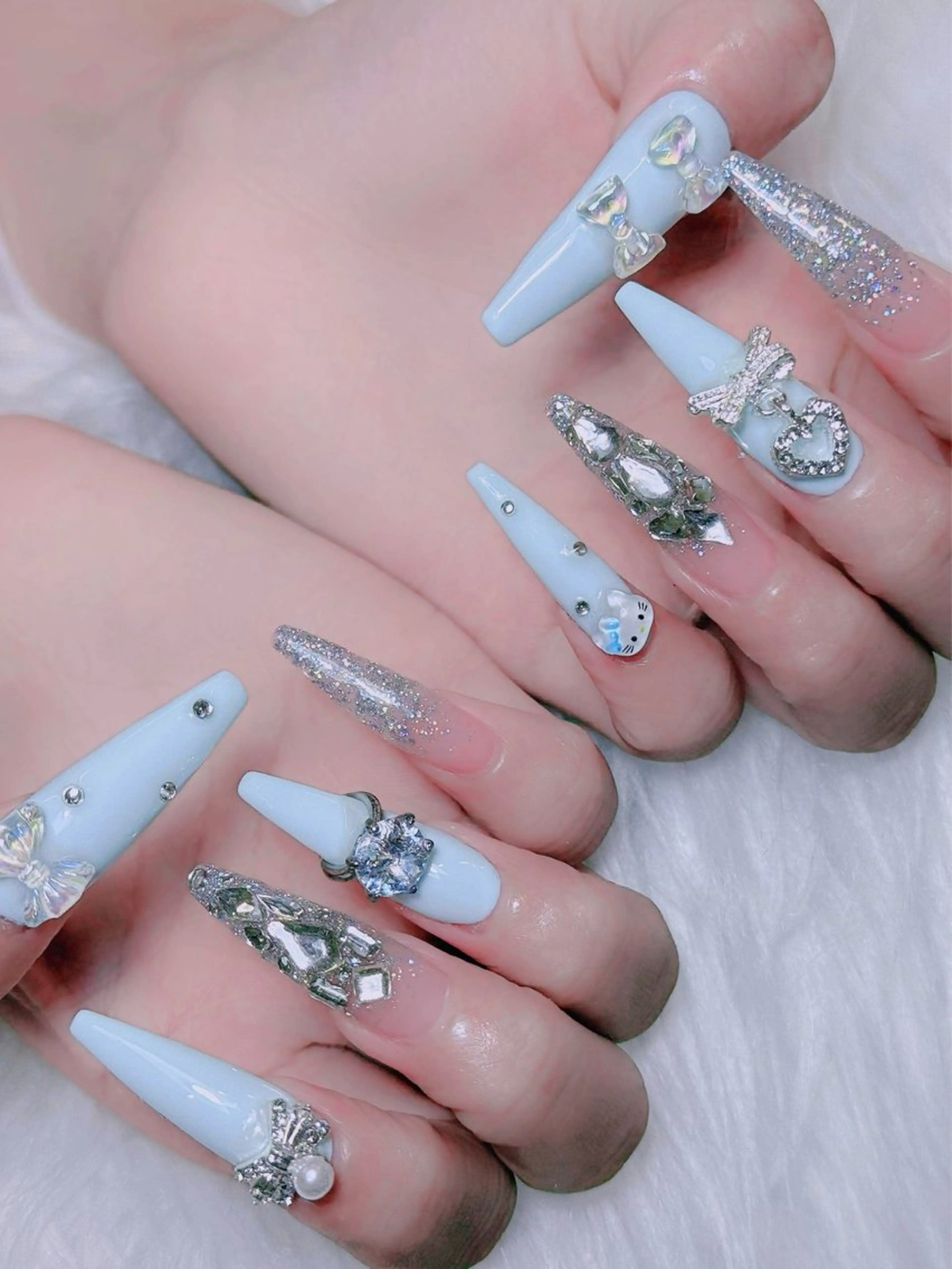 ネイル オーロラネイル チークネイル フットネイル フレンチネイル ハロウィン ハンドネイル Lumi Nail 新大久保3‘のネイルデザイン