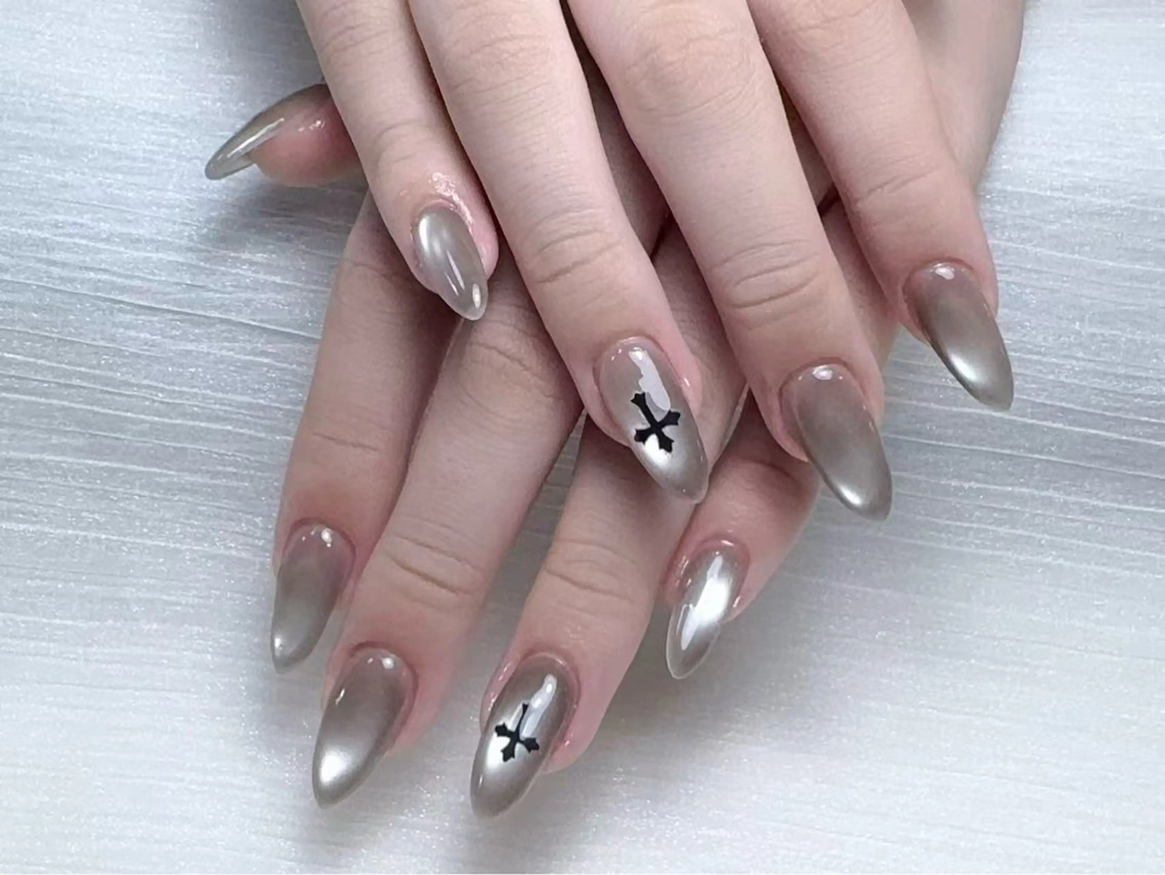 ネイル ハンドネイル J&C Nail Salon吉祥寺所属・YU KIのネイルデザイン