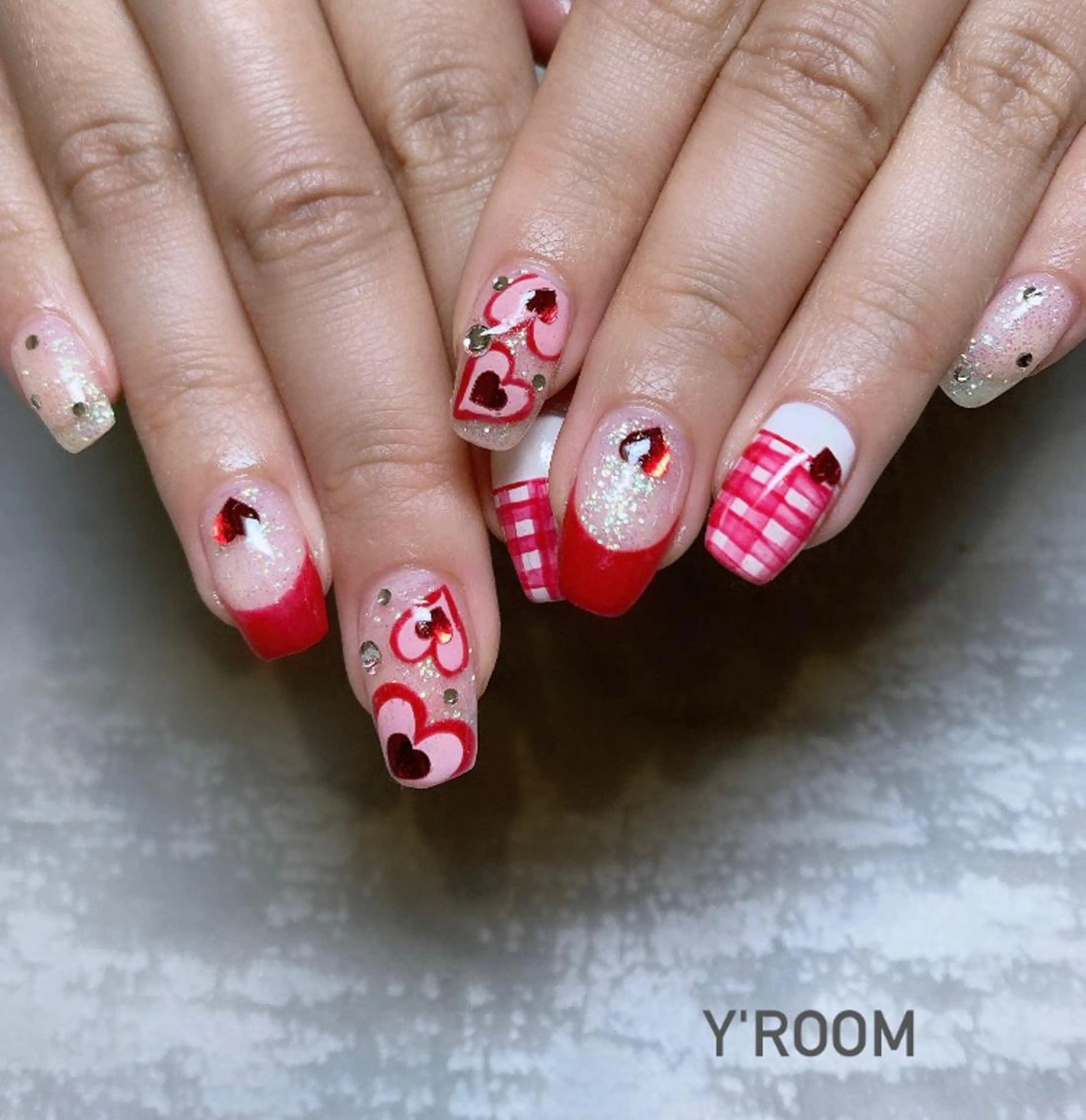 ネイル オーロラネイル フラッシュネイル フットネイル ジェルネイル ハート ハンドネイル YUKA （ネイリスト）のネイルデザイン
