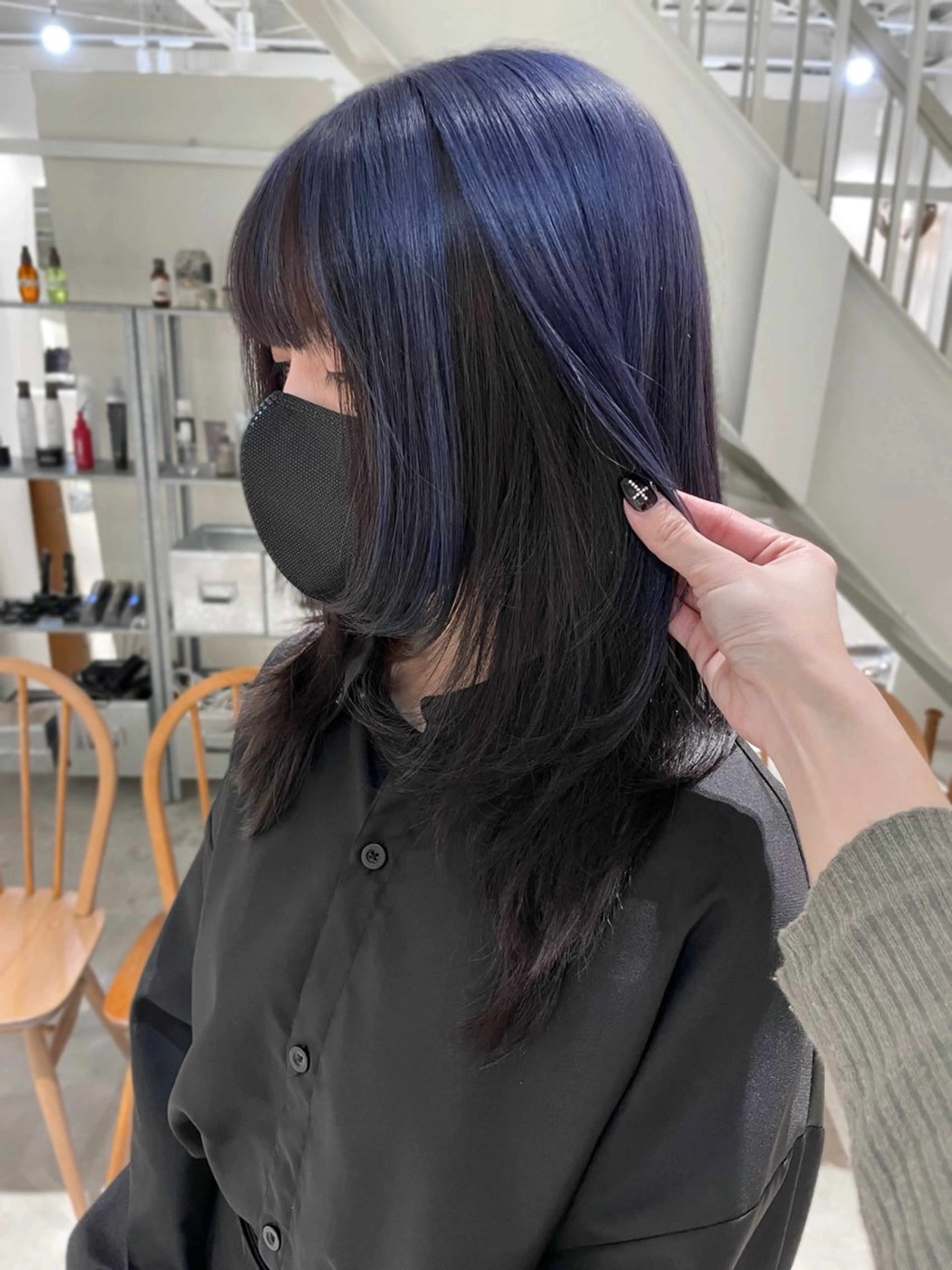 ロング カラー ヘアカラー 林 千聖のヘアスタイル