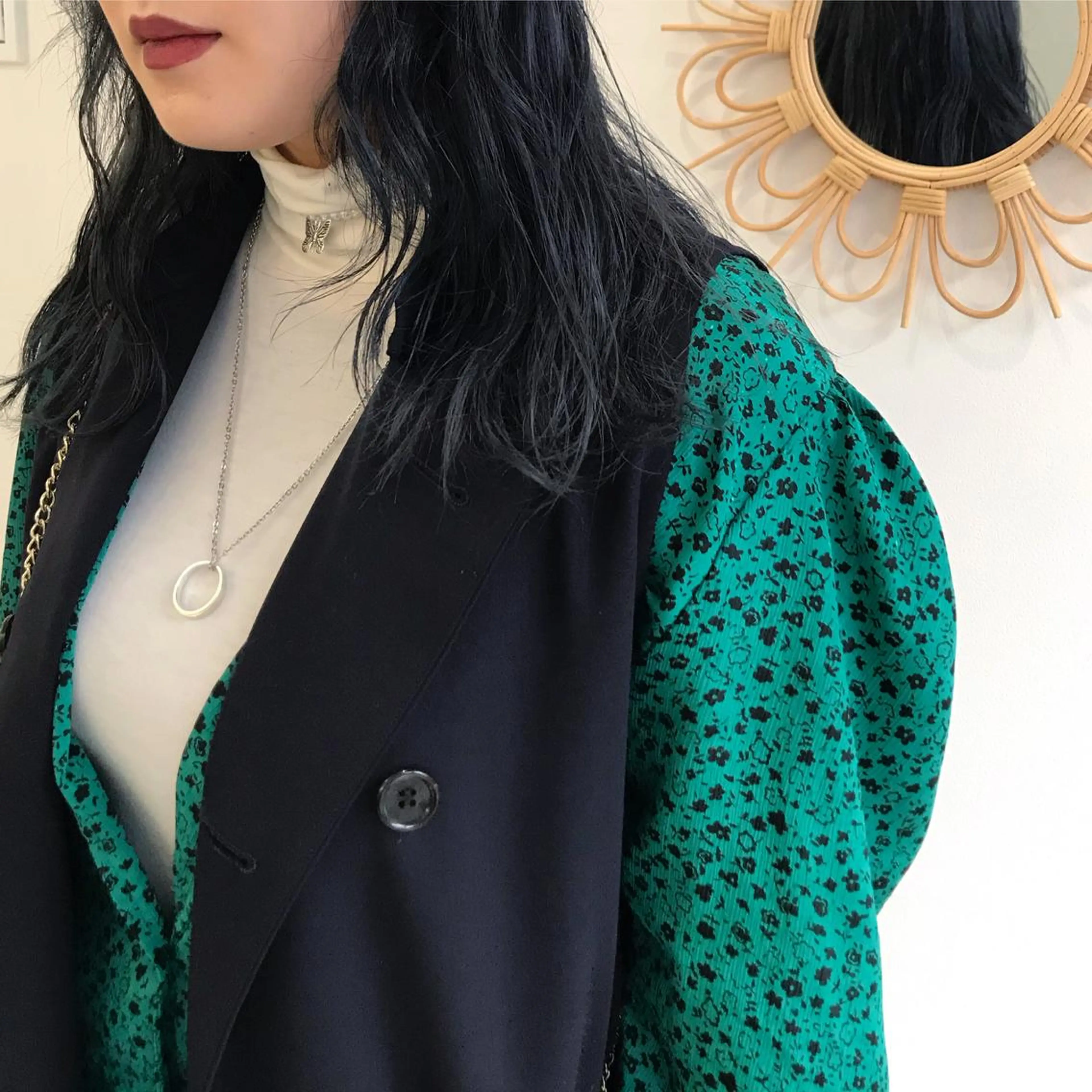 ロング カラー 黒髪 ブルーカラー ブルーブラック 透明感カラー ボブ/ハイトーン REINAのヘアスタイル