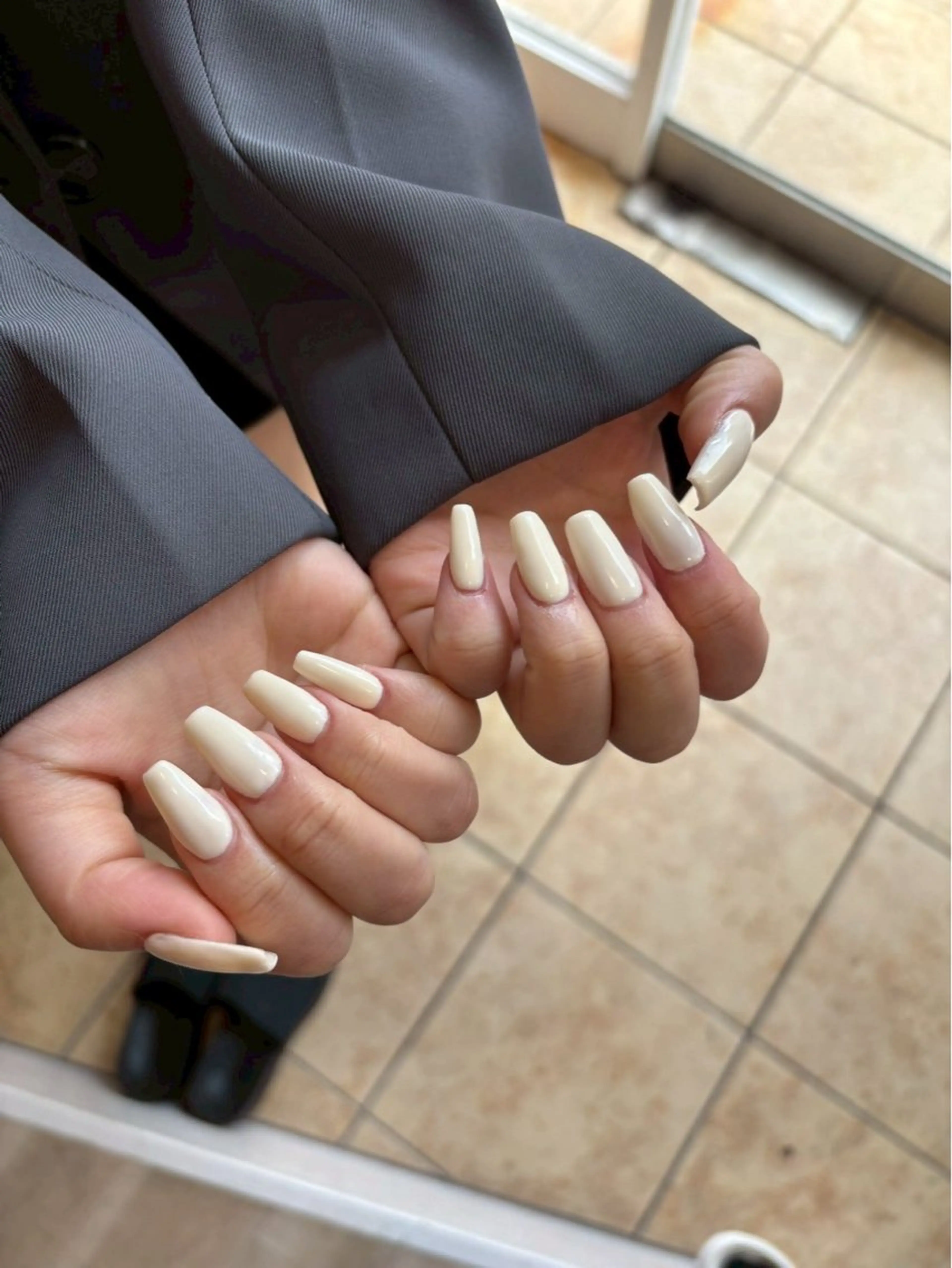 ネイル nail salon Belle所属・林 玲菜のネイルデザイン