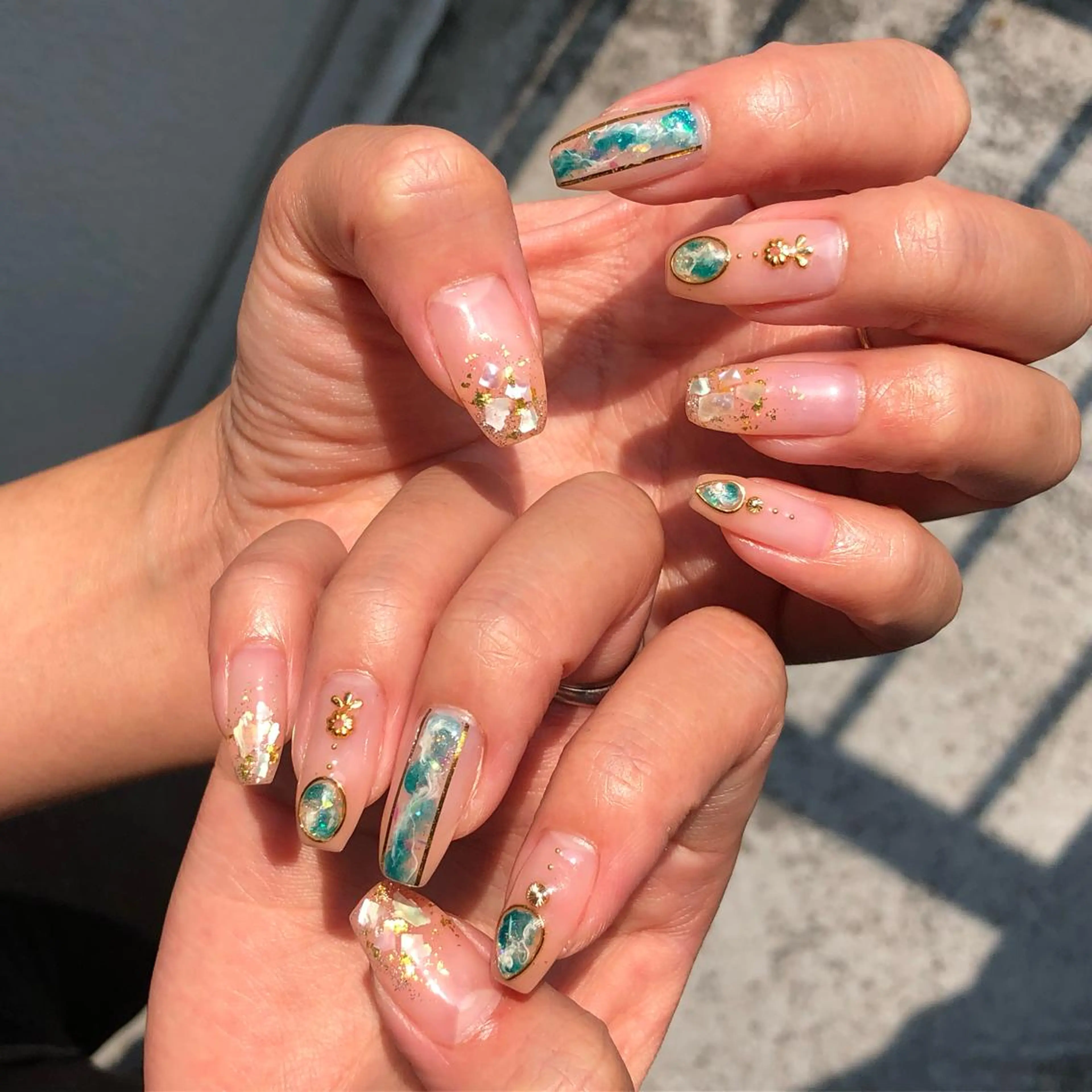 ネイル crestnail所属・小林 束紗のネイルデザイン