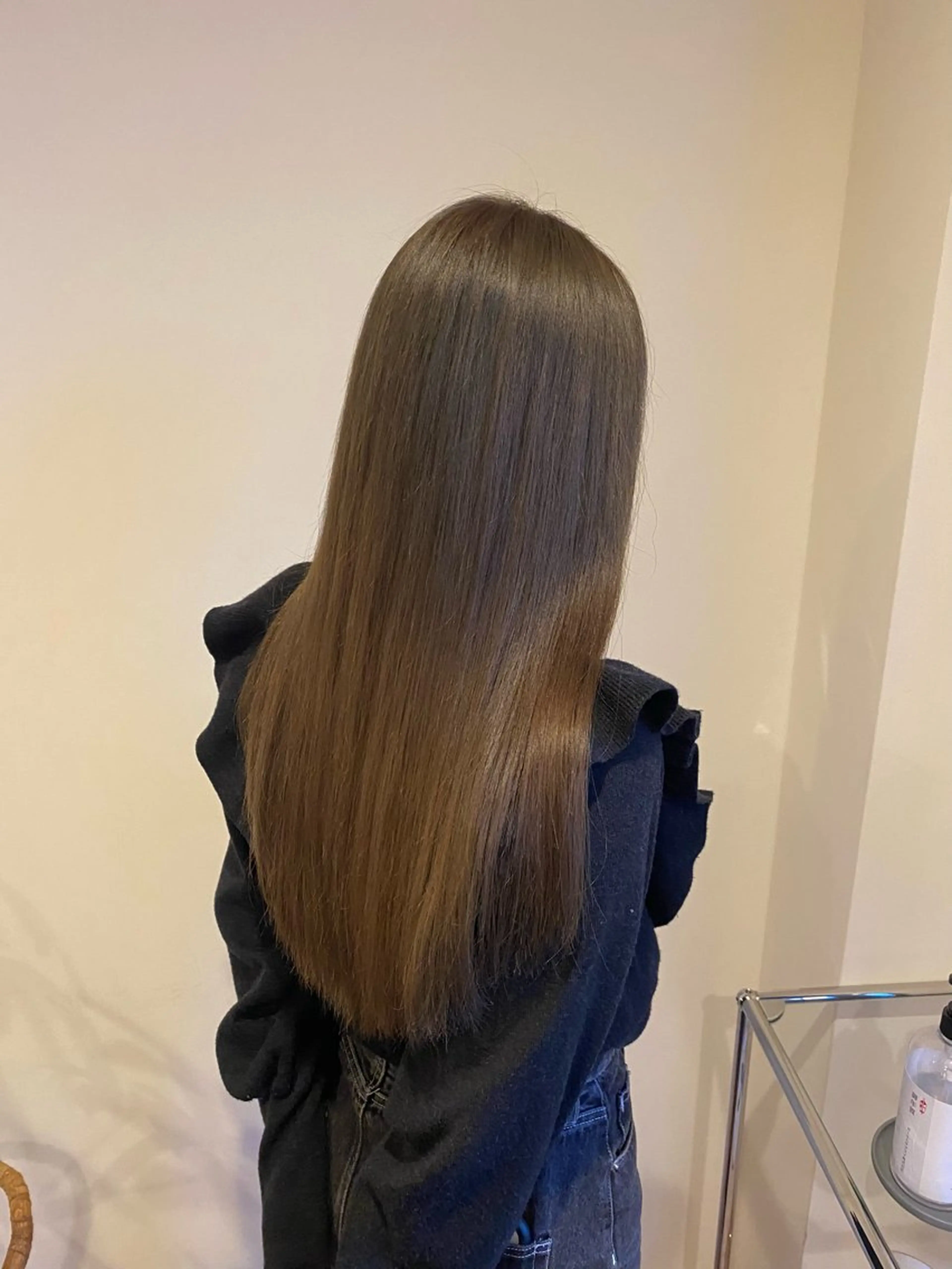 ロング【肩下10cm​〜​】の写真