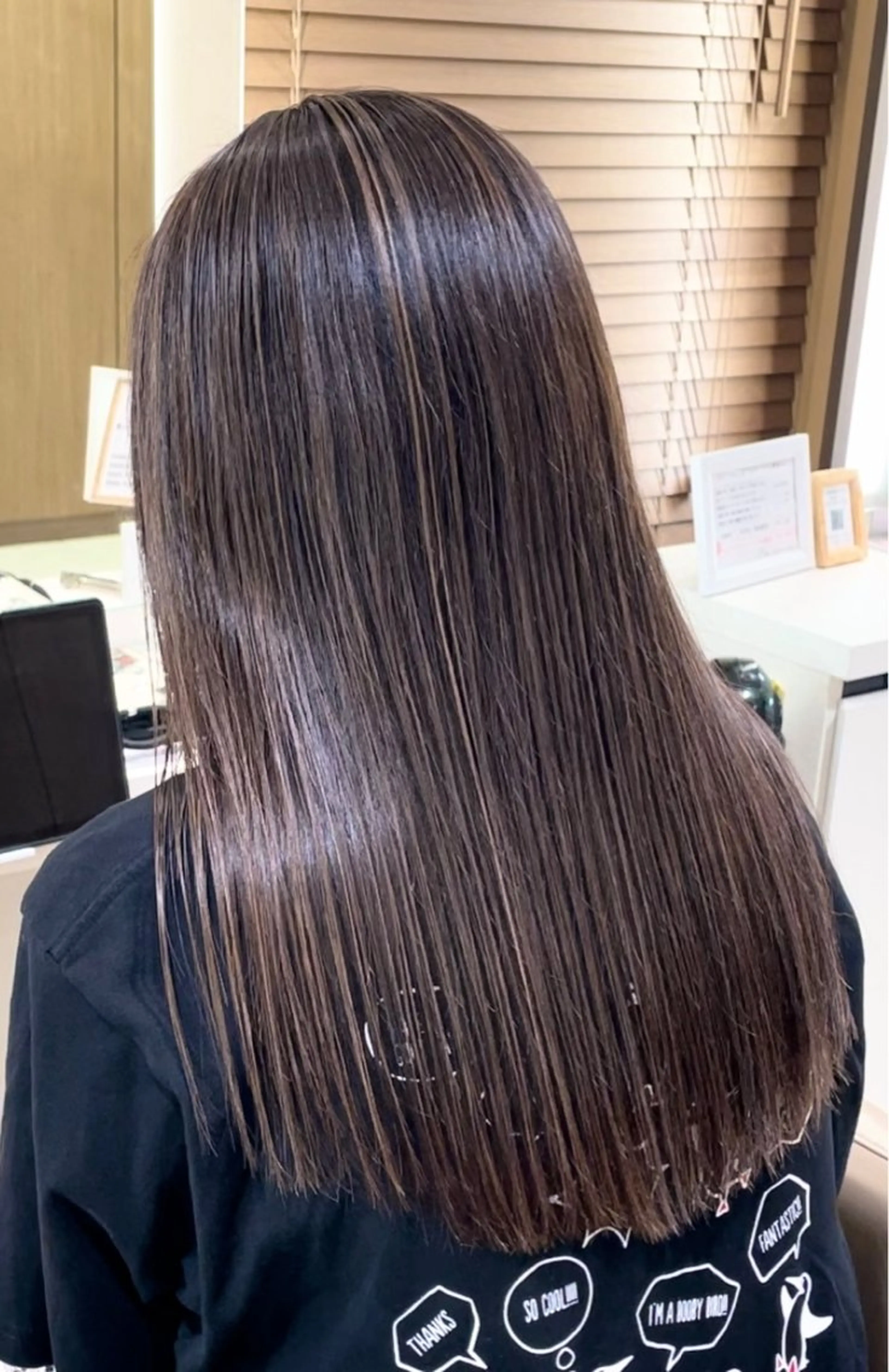 ロング カラー ハイライトカラー ハイライト カット ヘアカラー 清藤 綾のヘアスタイル