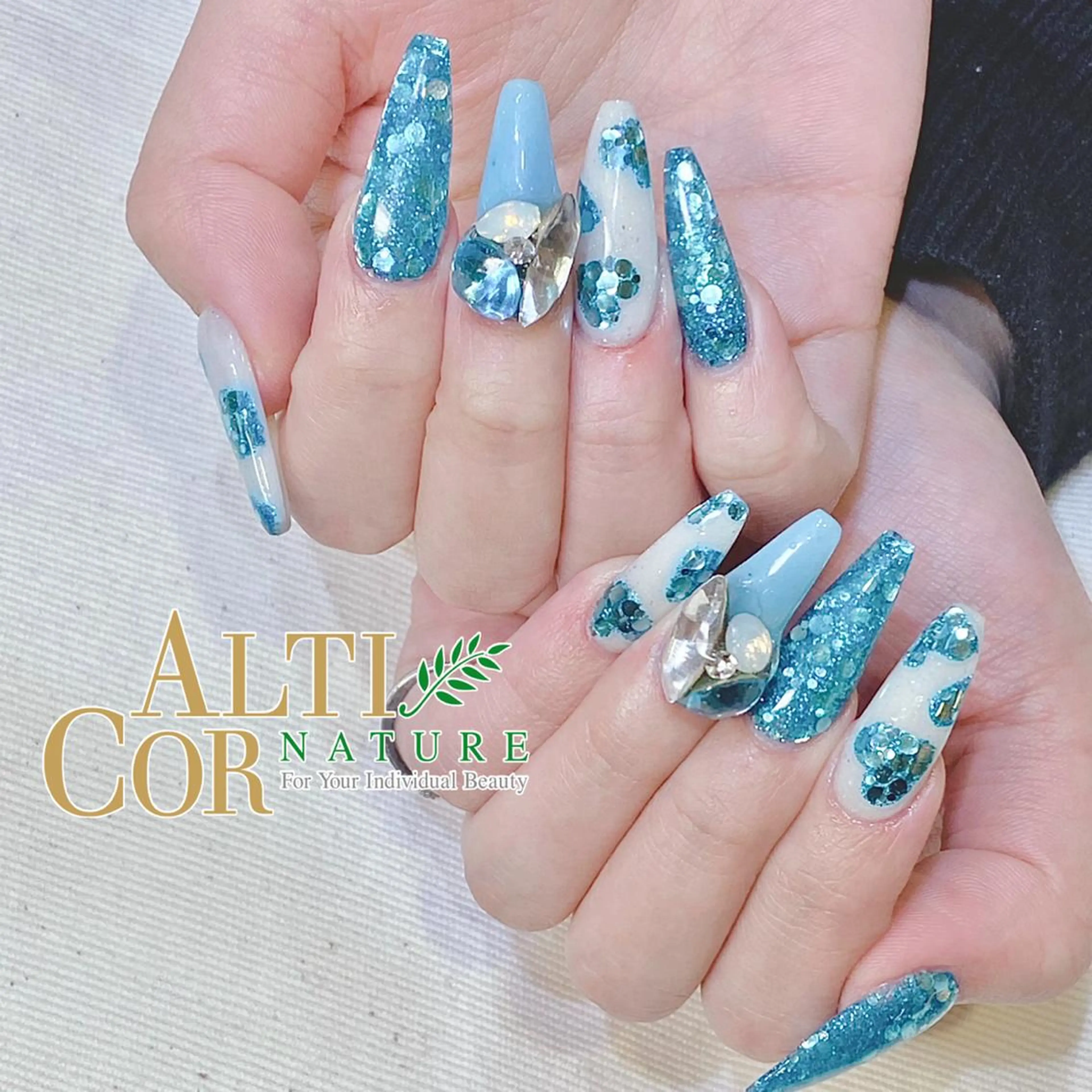 ネイル スカルプネイル ハンドネイル ChezEspoir 佐藤のネイルデザイン