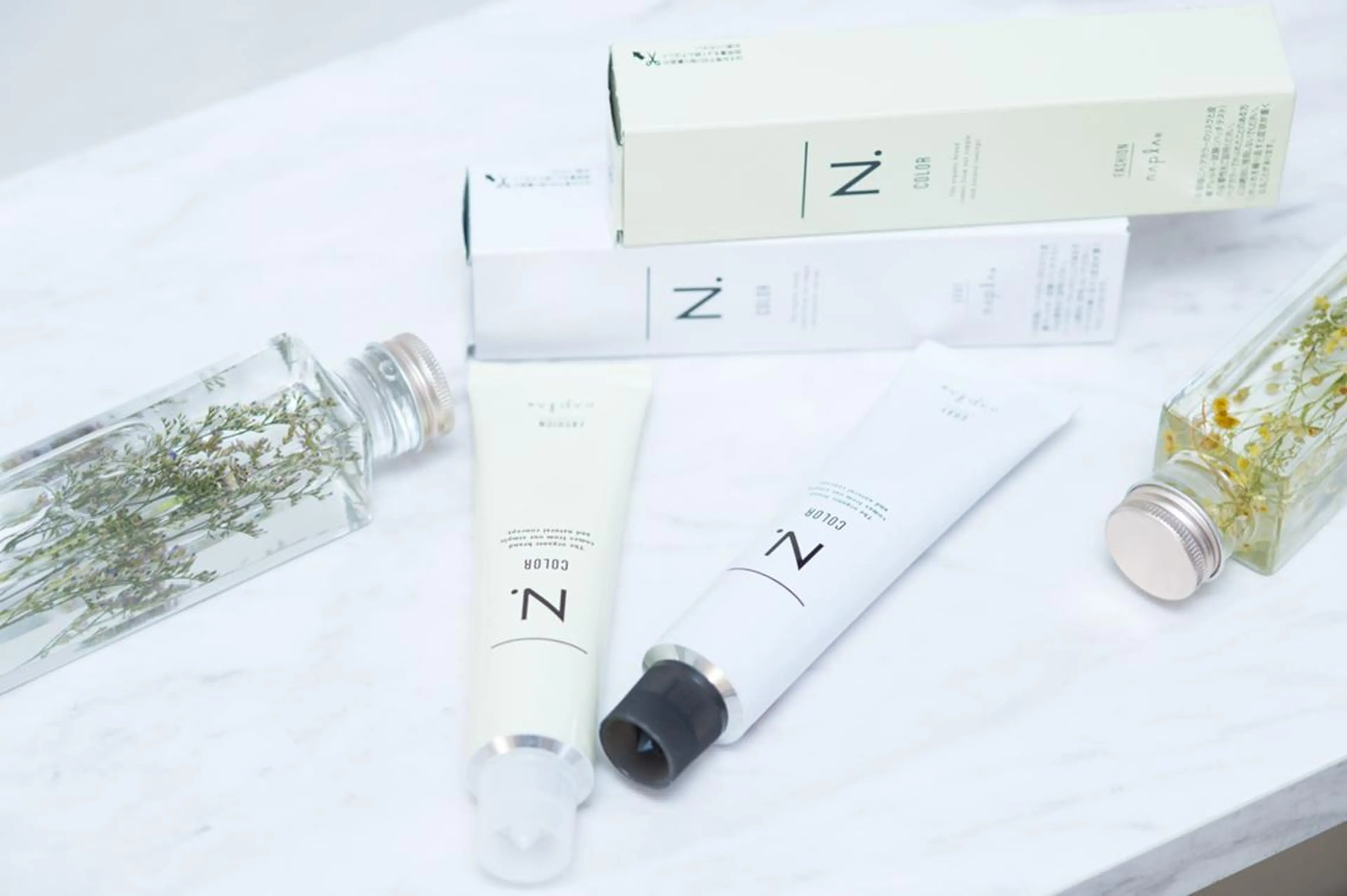 カラー ロング パーマ バレイヤージュ ブリーチ ケアブリーチ デザインカラー ダブルカラー カット ヘアカラー トリートメント ヘアセット 初めでも安心🌟 newi町田✂のヘアスタイル