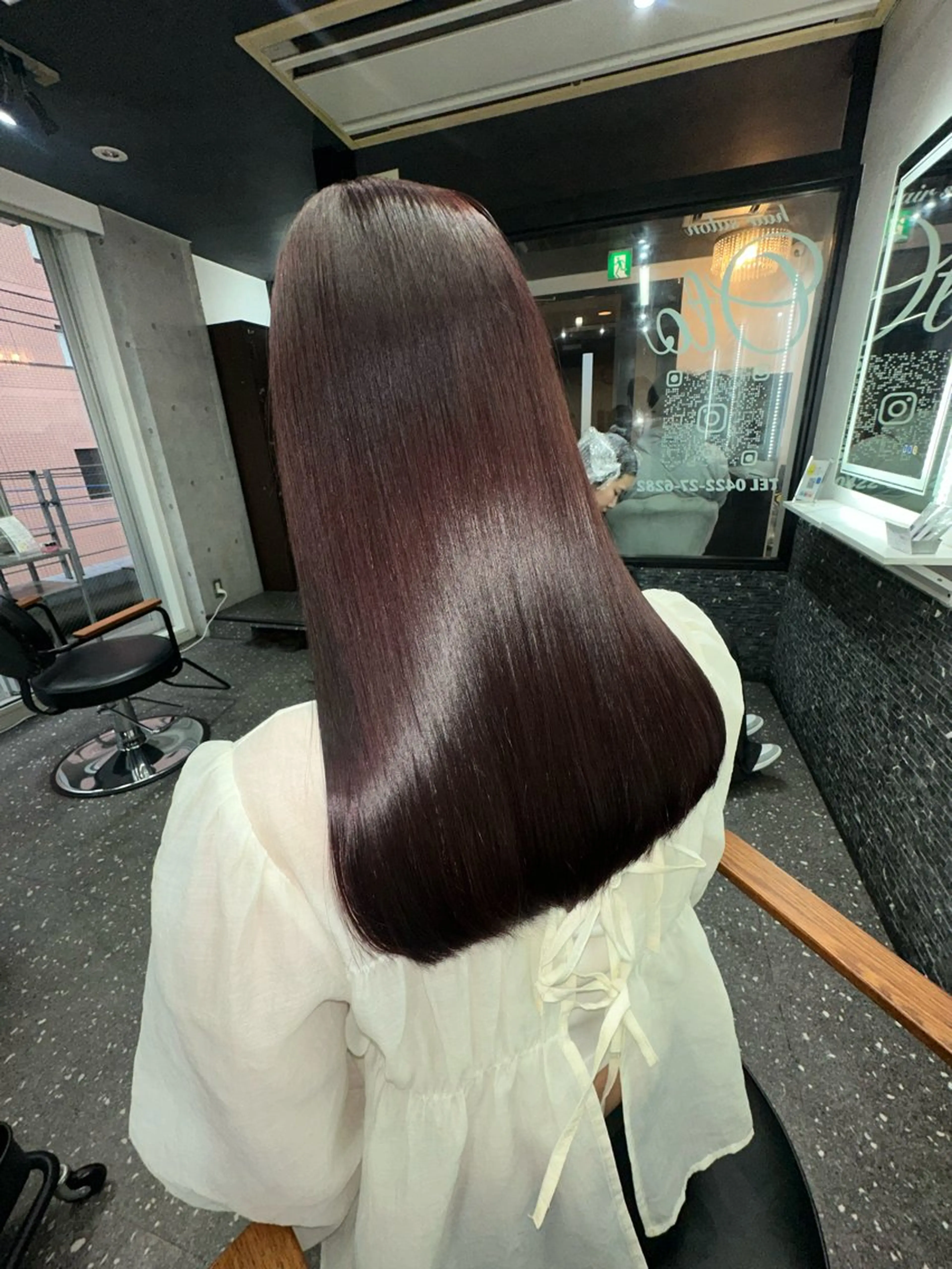 《平日限定クーポン》💜🤍💜カット＋艶髪縮毛矯正＋3stepトリートメント💜🤍💜の写真