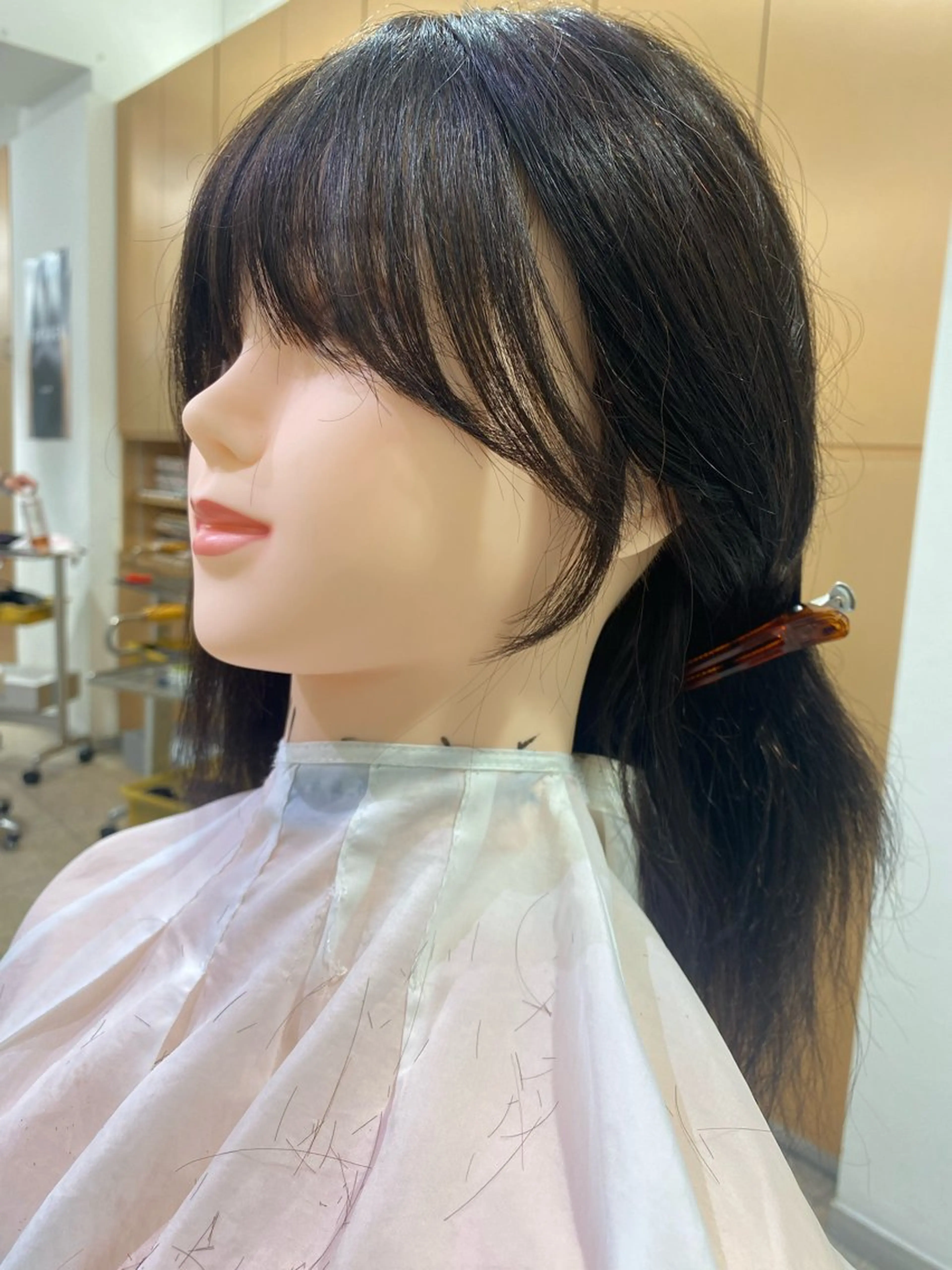 ミディアム 小柳 飛鷹のヘアスタイル