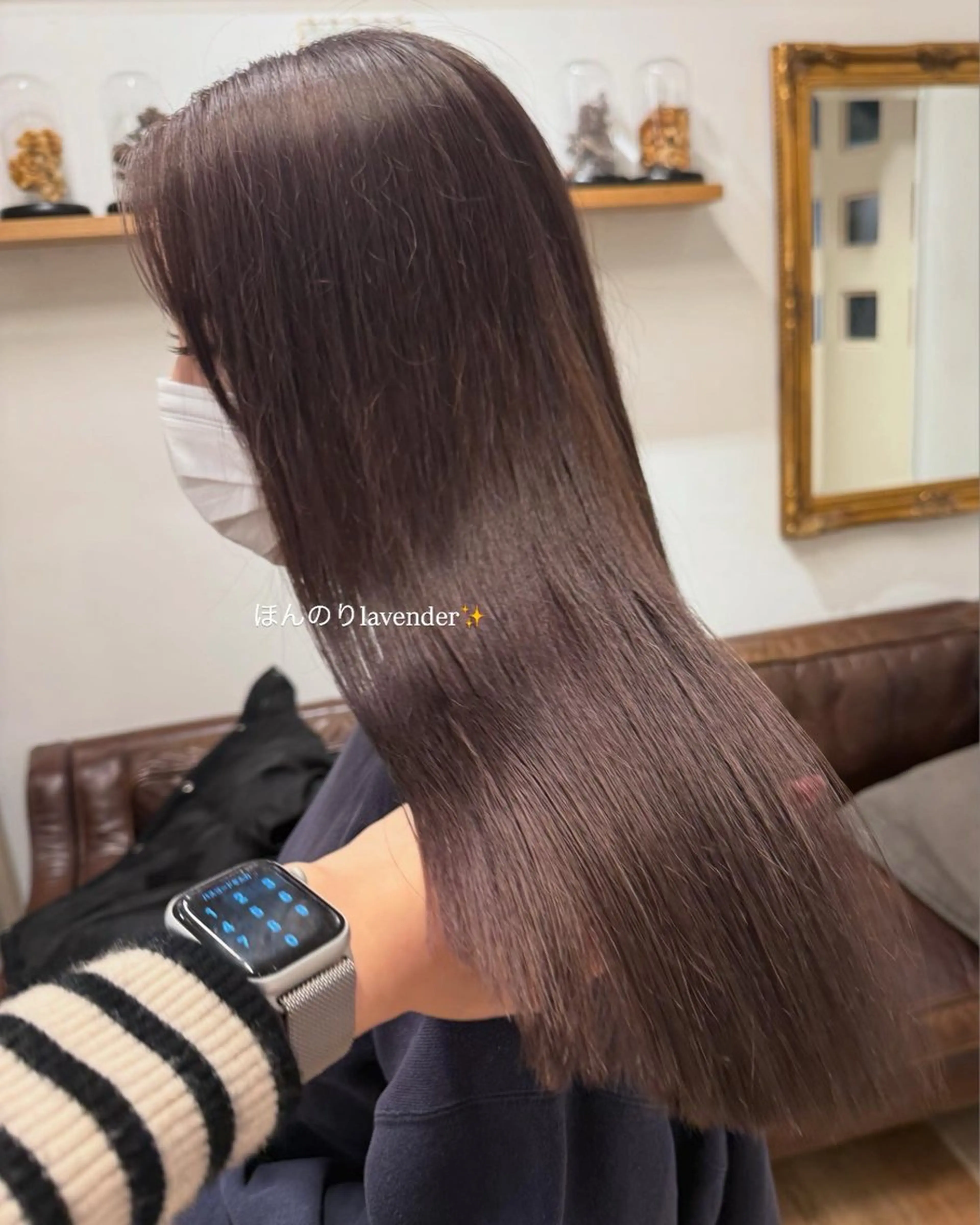 ロング カラー ミルクティー× グレージュMOMOのヘアスタイル