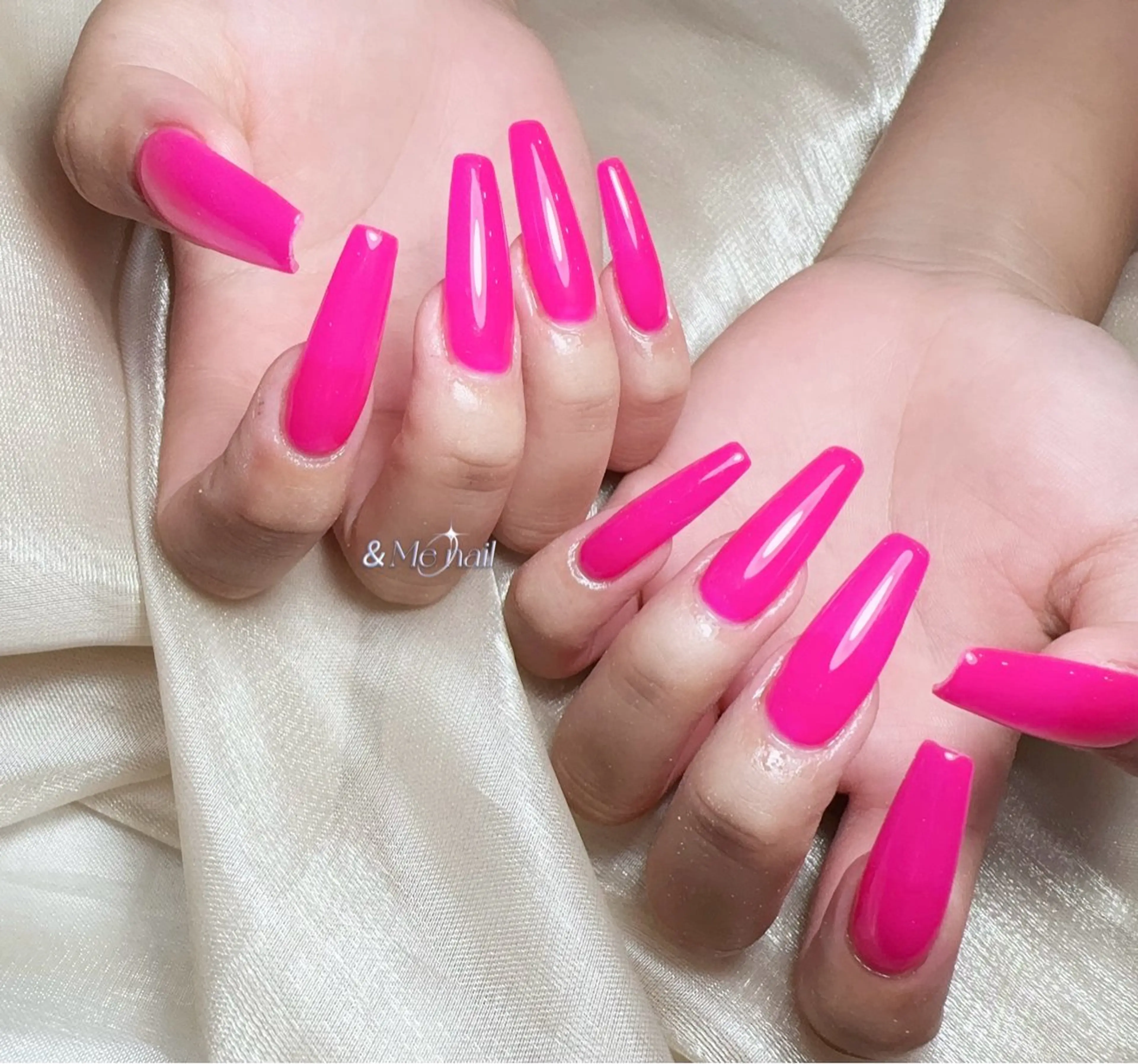 ネイル ハンドネイル ＆ME アンドミーのネイルデザイン